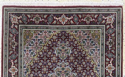 27076382a - Täbriz fein(50 Raj), Persien, Ende 20.Jhd, Korkwolle mit Seide, ca. 150 x 103 cm, ca. ...