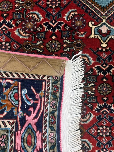 27076383e - Bidjar Kork, Persien, Ende 20.Jhd, Korkwolle, ca. 170 x 115 cm, EHZ: 1-2 Schätzpreis: ...