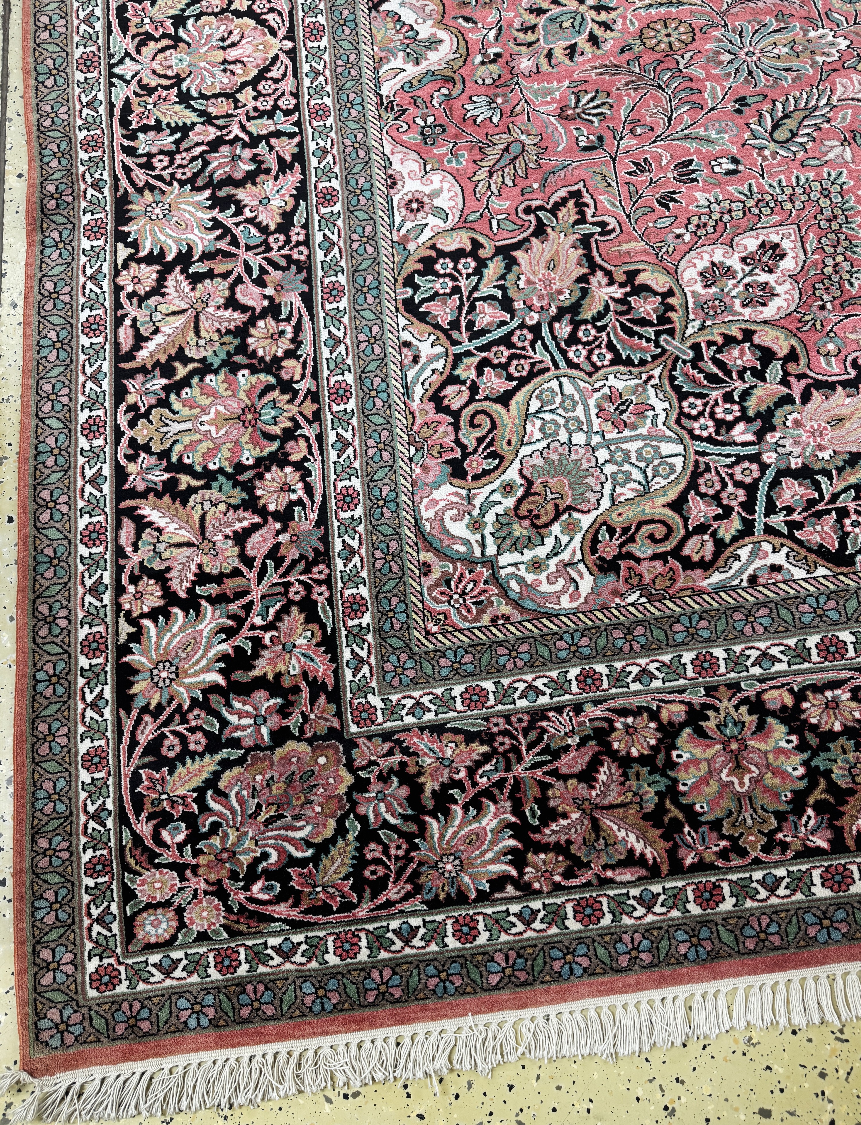 Detail b: Kaschmir, Indien, Ende 20.Jhd, merzerisierte Baumwolle, ca. 346 x 245 cm, EHZ: 1-2