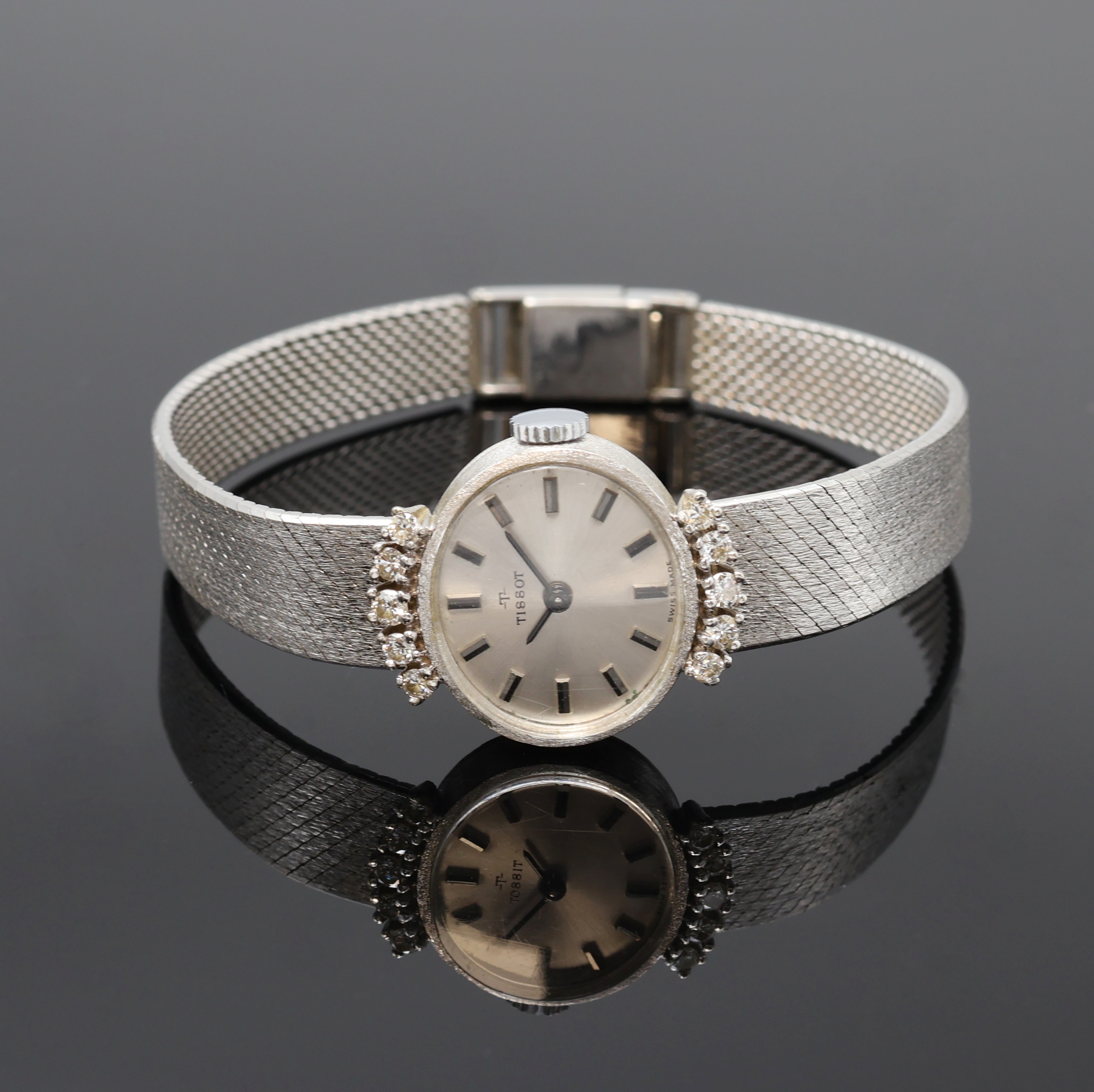 Image 27076441 - TISSOT Damenarmbanduhr in WG 585/000 mit Diamanten, Schweiz um 1965, Handaufzug, Boden ...