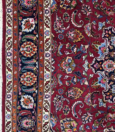 27076405c - Mesched signiert, Persien, Ende 20.Jhd, Wolle auf Baumwolle, ca. 349 x 249 cm, EHZ: 1-2 ...