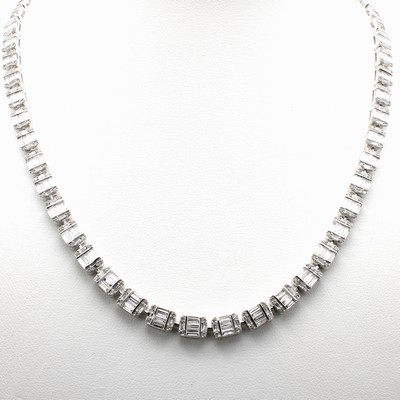 27076463a - Collier mit Diamanten und Brillanten, WG 750/000, 199 Diamantbag. zus. ca. 3.24 ct u. ...