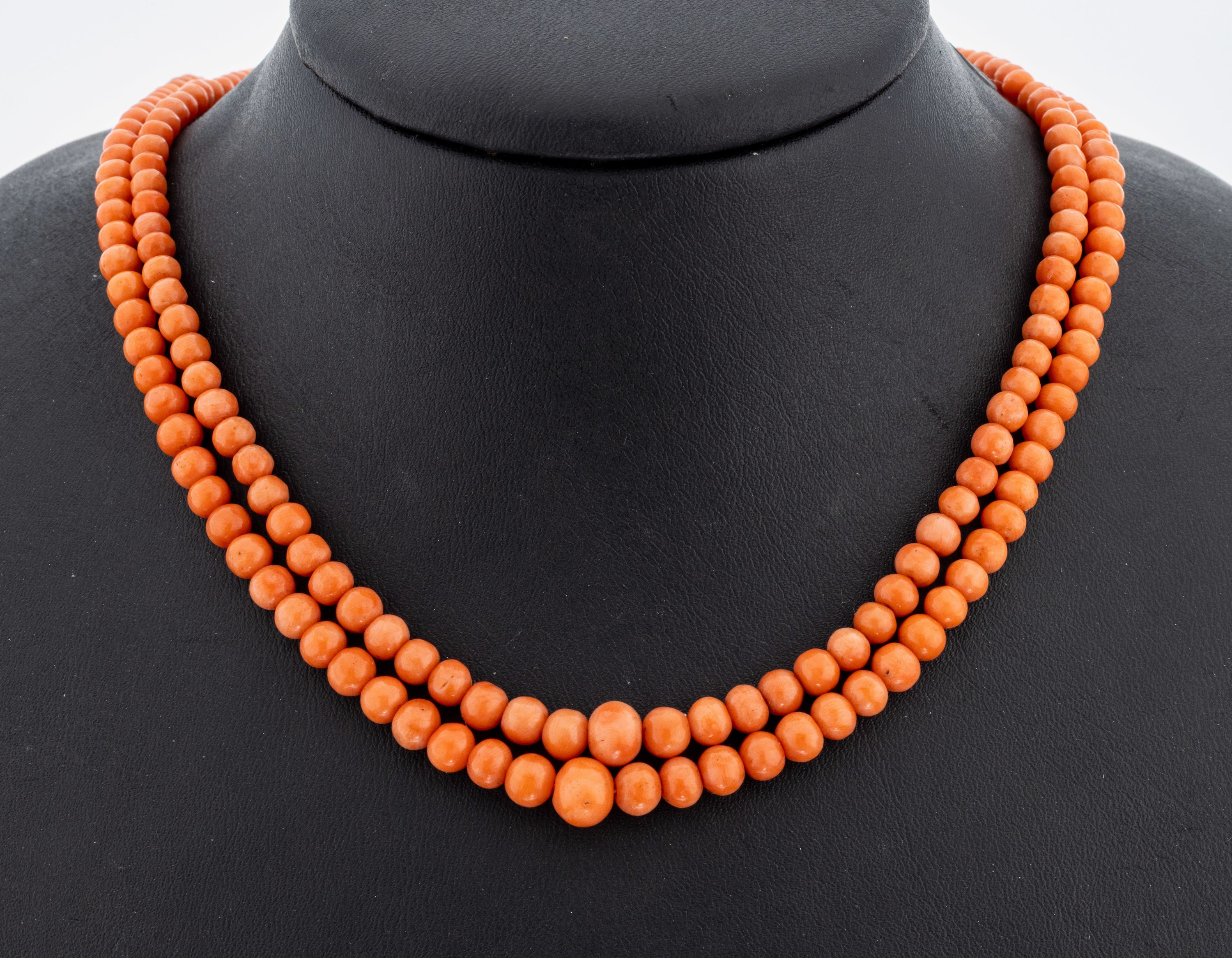 Image 27077655 - Korallen-Collier mit 14 kt Gold Schließe, Schaumgold GG 585/000 gepr., 2-rhg. ...