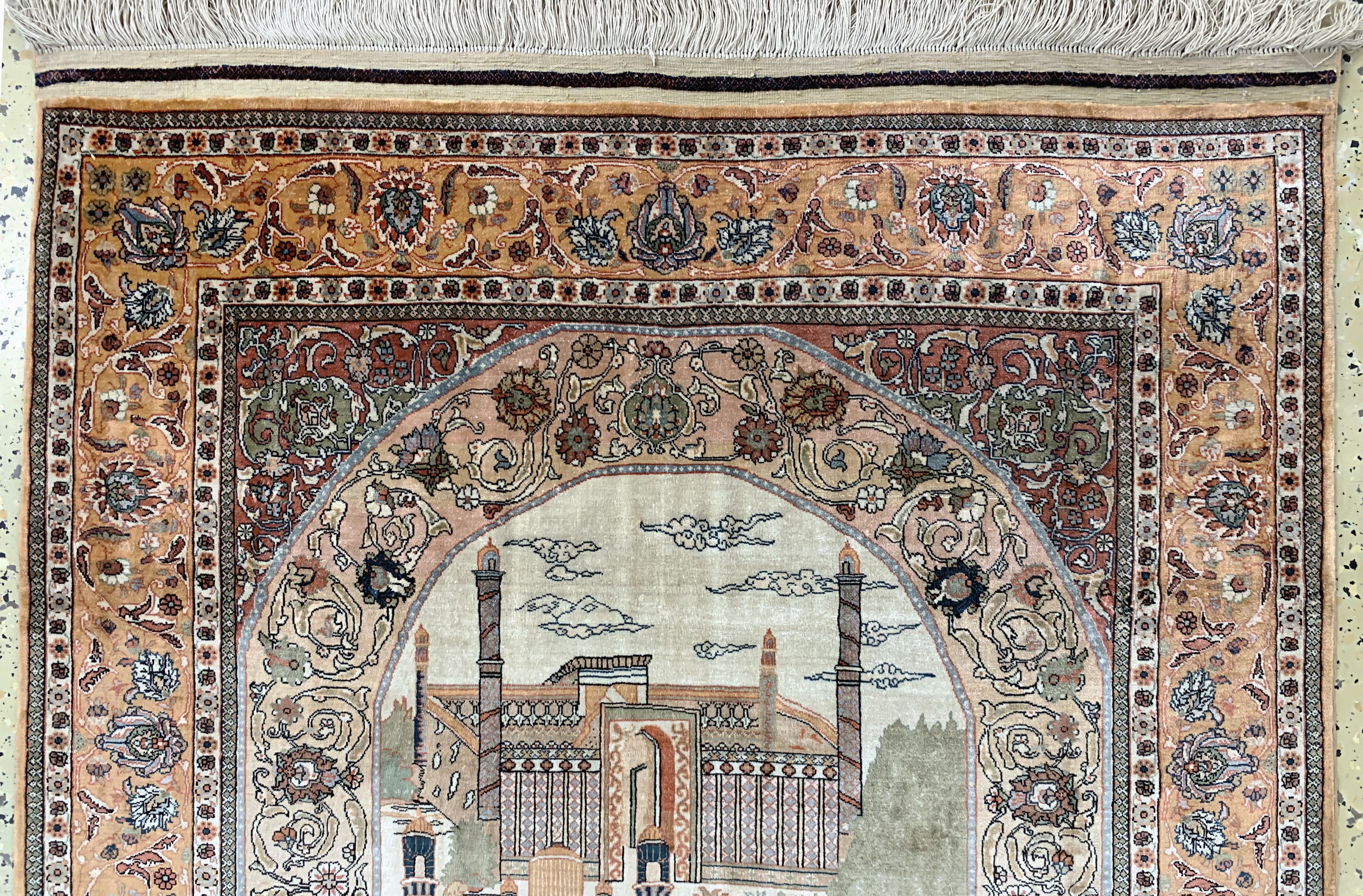 Detail a: Hereke Seide fein, China, Ende 20.Jhd, reine Naturseide, ca. 156 x 94 cm, ca. 1,0 Mio. Kn/qm, EHZ: 1(nahezu neuwertig)