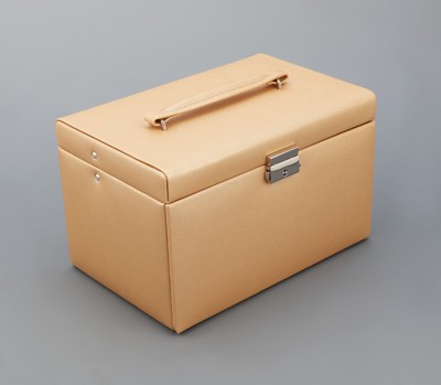 27079121a - Schmuckkoffer aus goldfarb. Feinsynthetik, Kreuznarbendekor, beiges Innenfutter, ...