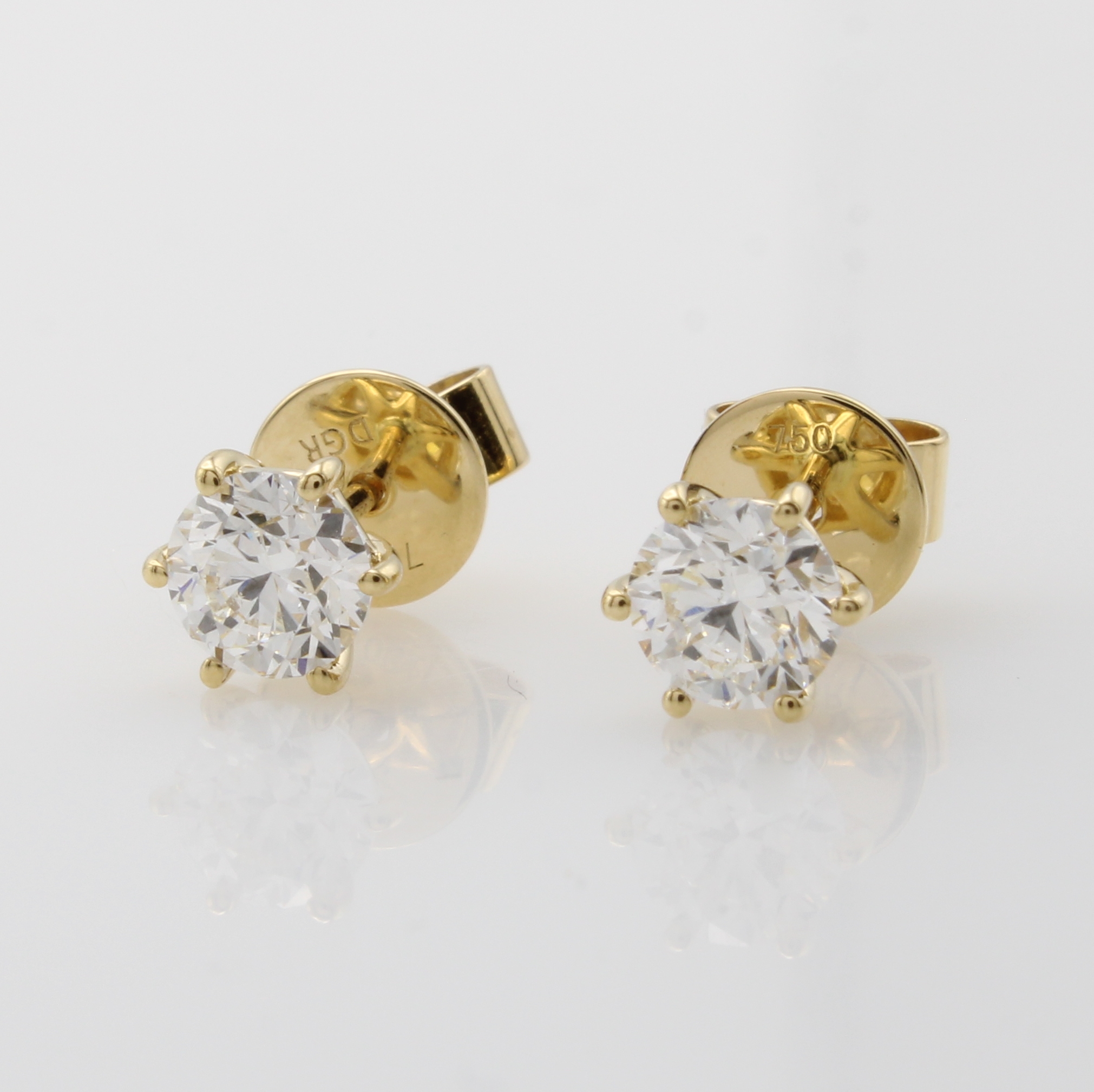 Image 27079555 - Paar Ohrstecker mit Brillantsolitären, GG 750/000, 2 Brill. in Krappenfassung zus. 2 ct ...