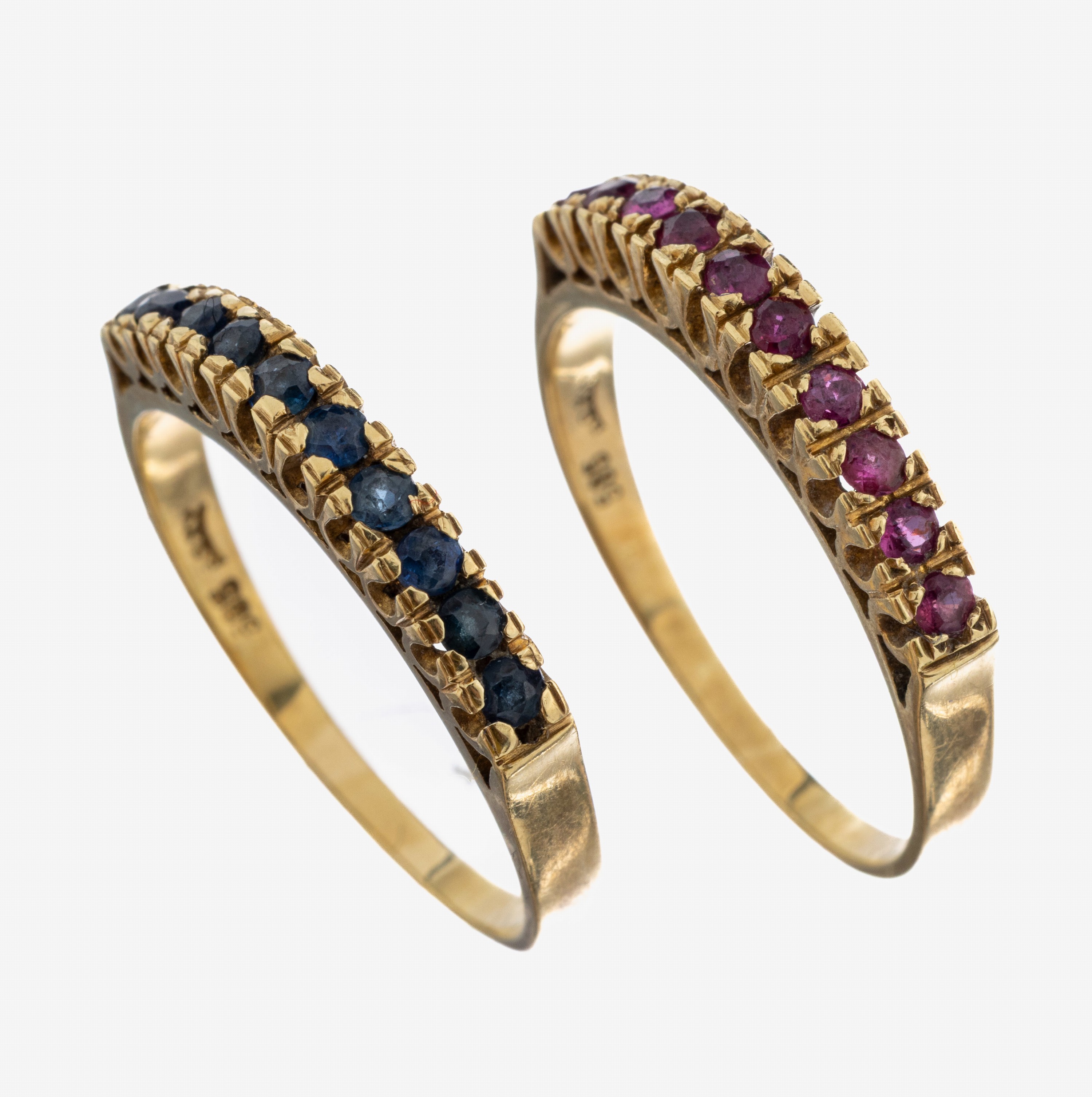 Image 27079604 - 14 kt Gold Rubin-Saphir-Ringduo, GG 585/000, 1 x mit 10 rundfacett. Rubinen zus. ca. ...
