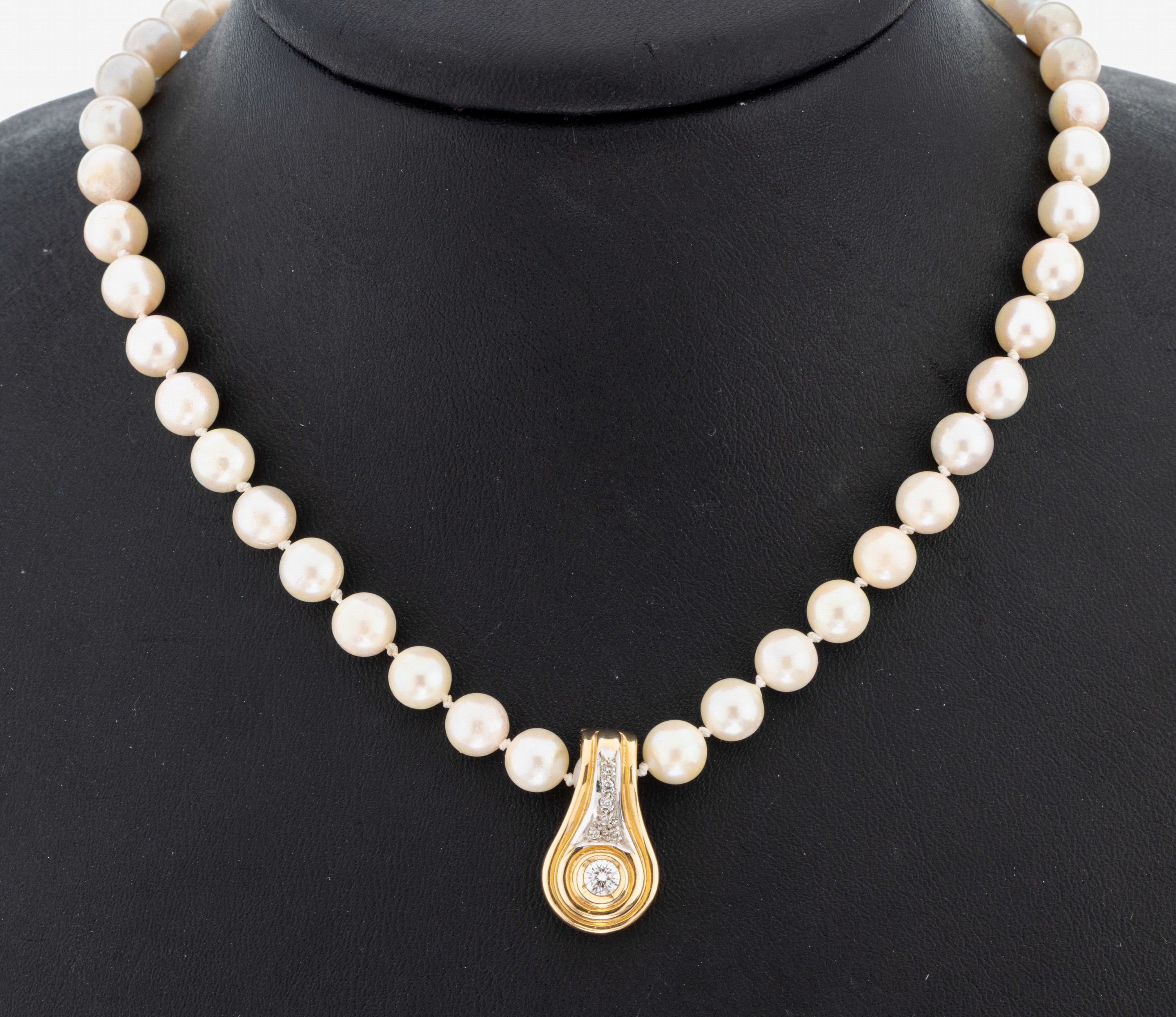 Image 27079608 - 14 kt Gold Brillant-Clipanhänger, GG/WG 585/000, in WG gefasster Brillant ca. 0.20 ct ...