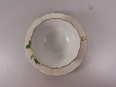 27079952j - Teeservice, Meissen, 20. Jh., 2. Wahl, gelbe Rose, Teekanne, Milchkännchen, 6 Teetassen ...