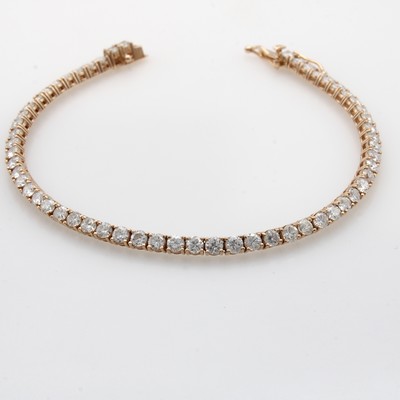 27080115a - Rivierarmband mit Brillanten, RG 585/000, 57 Brill. zus. ca. 5.02 ct feines Weiß-Weiß- ...