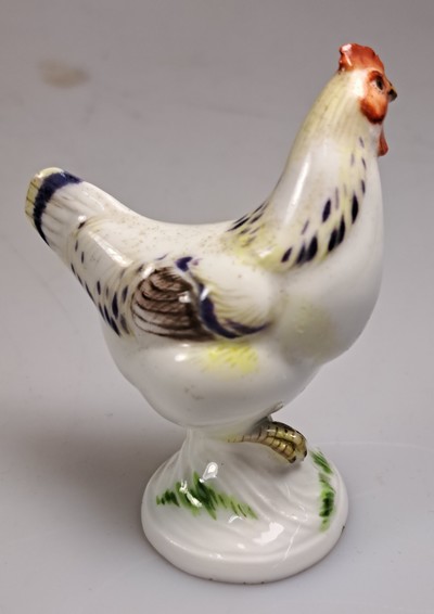27081544i - 4 Porzellanfiguren, Hühner und Hähne, Meissen, 19./20. Jh., bemalt, zwei Stück leicht ...