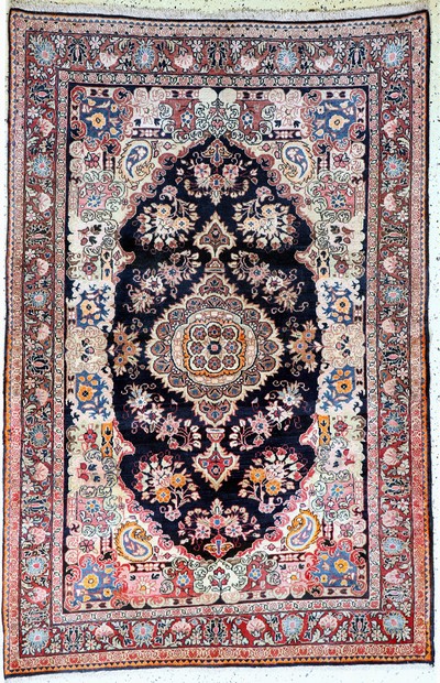 Image Djosan alt, Persien, ca. 60 Jahre, Wolle auf Baumwolle, ca. 200 x 135 cm Schätzpreis: ...