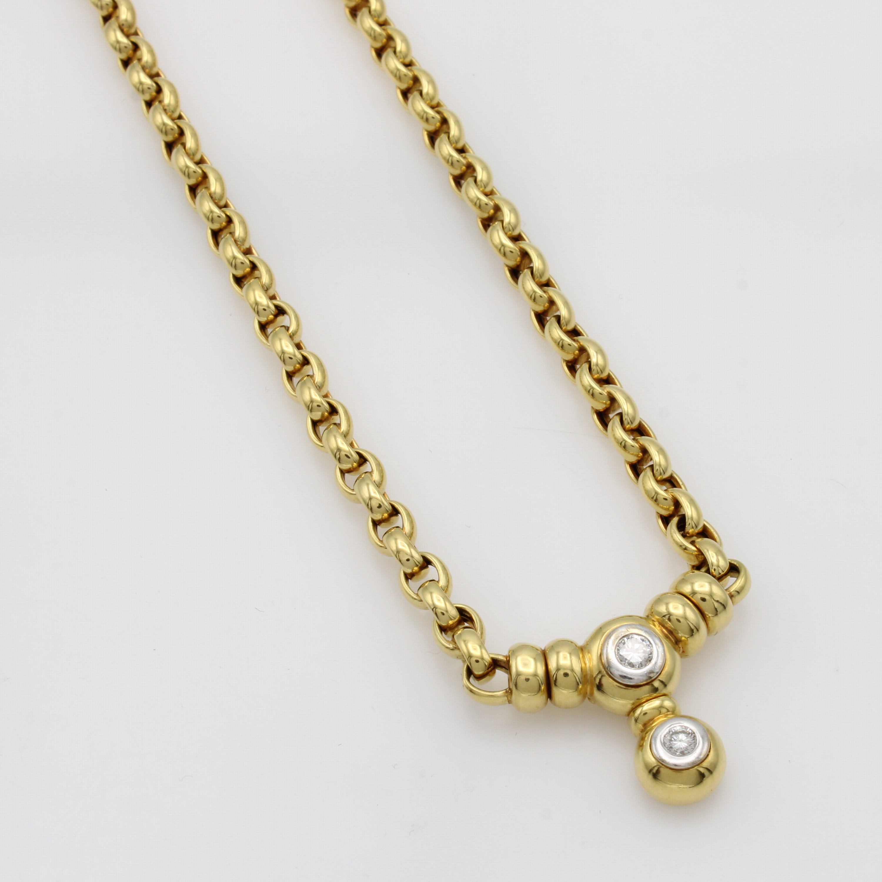 Image 27084052 - Collier mit Brillanten, sign. ´Leo Wittwer´, GG/WG 750/000, 2 Brill. zus. ca. 0.25 ct ...