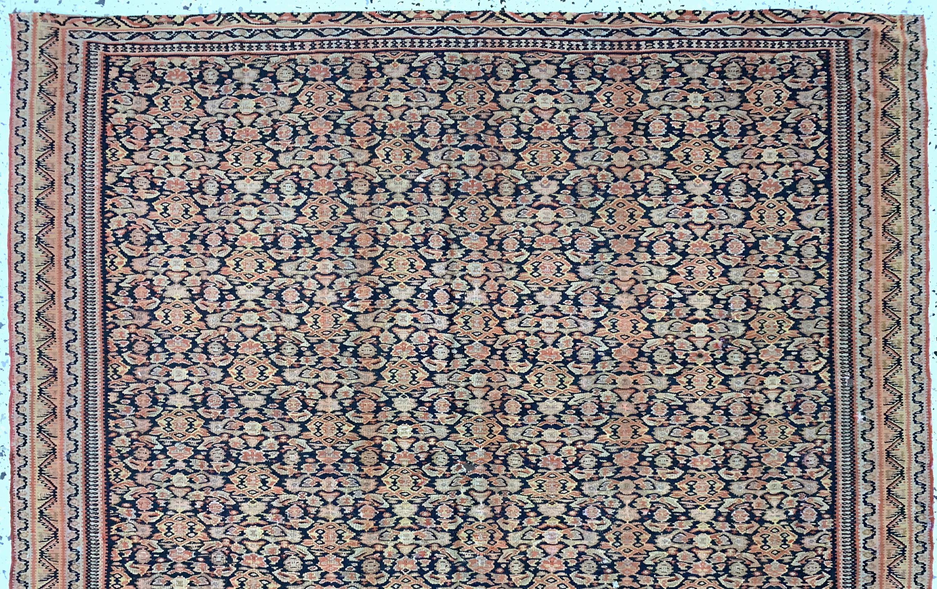 Detail a: Senneh Kelim antik, Persien, um 1900, Wolleauf Baumwolle, ca. 190 x 125 cm, EHZ: 2-3 (kleine Restaurierungen)
