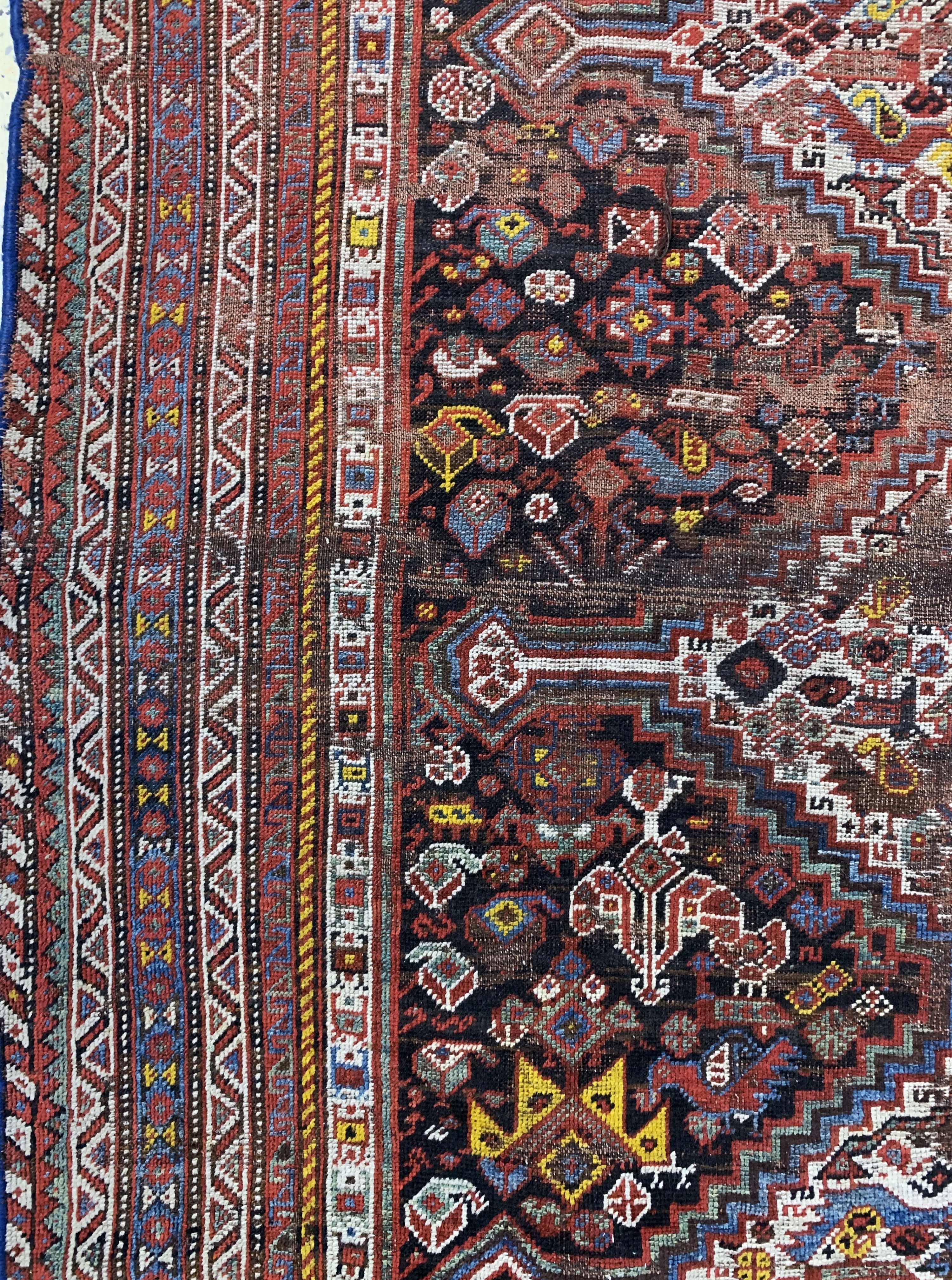 Detail c: Khamseh antik, Persien, um 1900, Wolle auf Wolle, ca. 242 x 170 cm, EHZ: 4