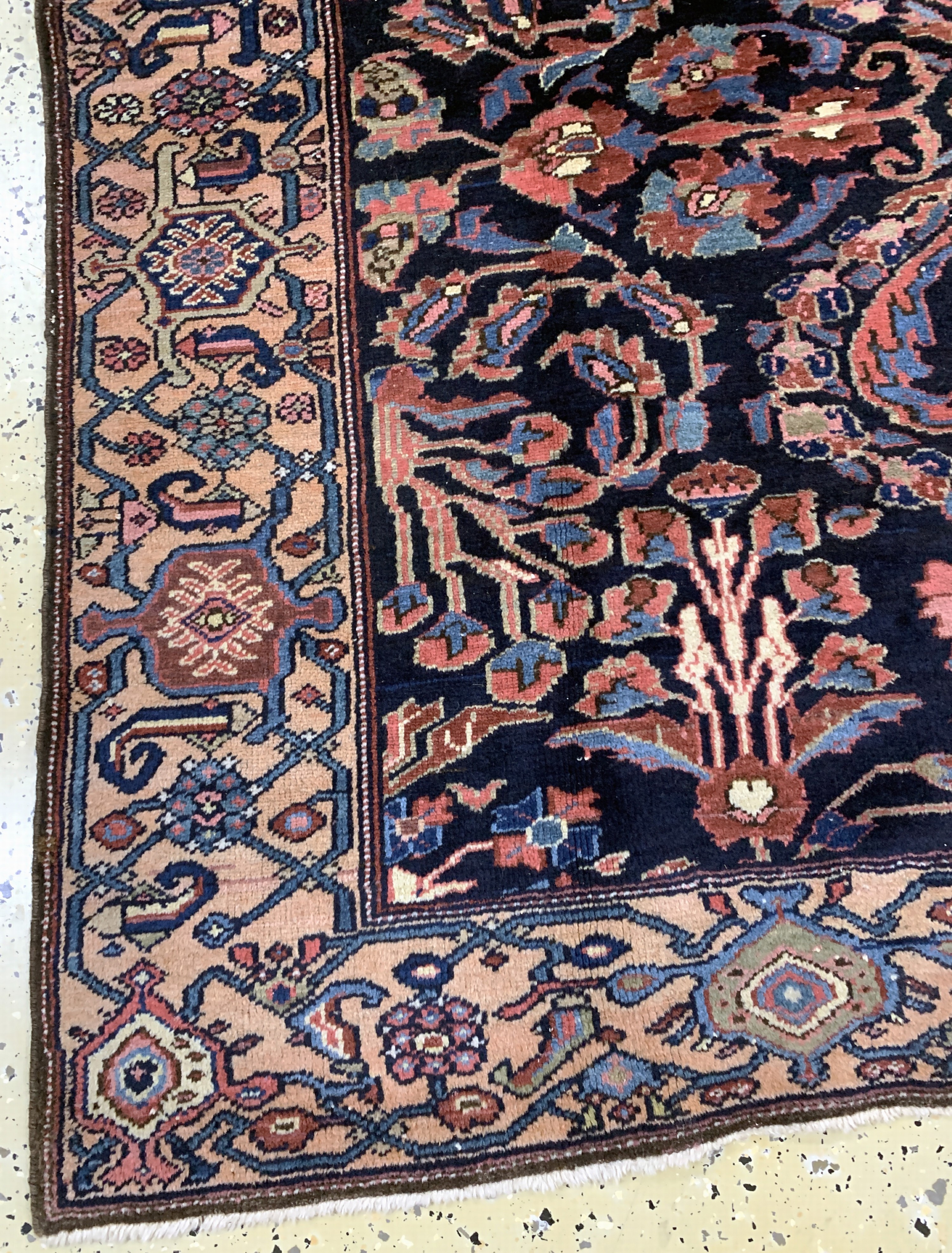 Detail b: Lilian antik, Persien, um 1900, Wolle auf Baumwolle, ca. 318 x 160 cm, EHZ: 2-3