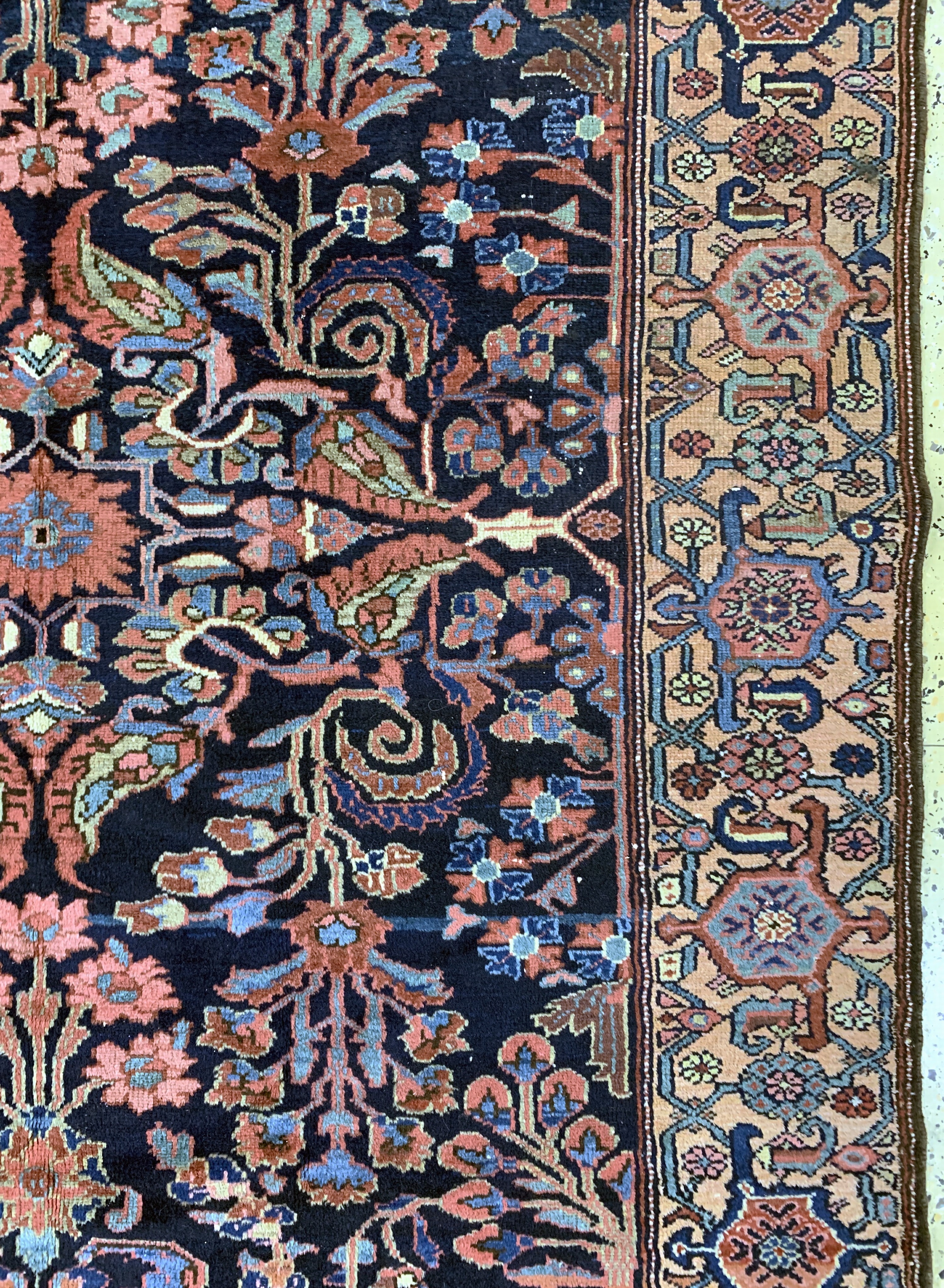 Detail d: Lilian antik, Persien, um 1900, Wolle auf Baumwolle, ca. 318 x 160 cm, EHZ: 2-3