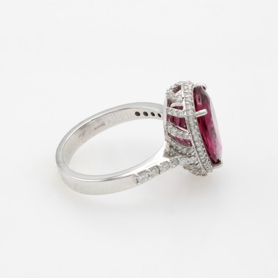 27085695b - Ring mit Turmalin und Diamanten, WG 585/000,Turmalintropfen ca. 4.39 ct, Diam. zus. ca. ...