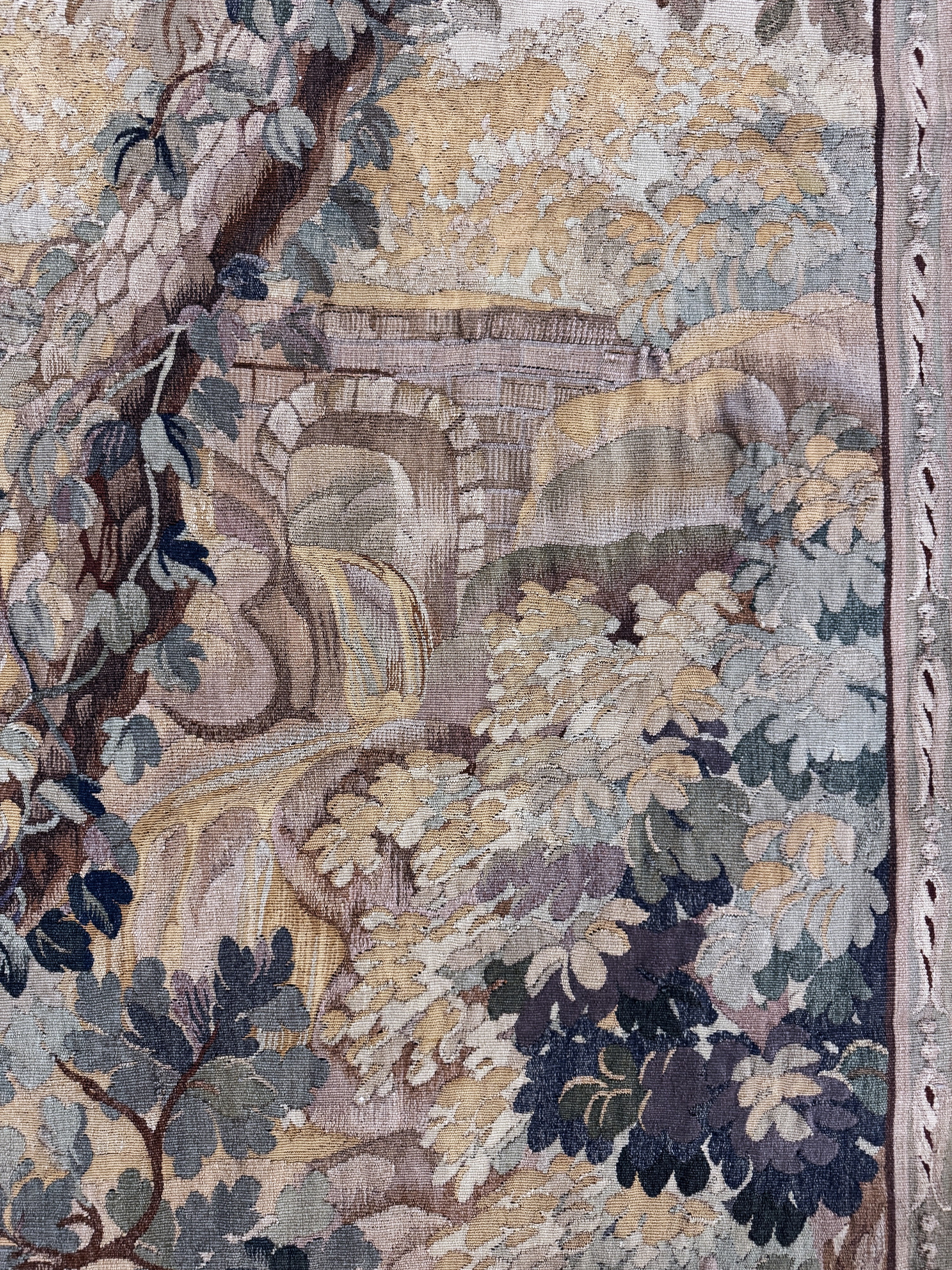 Detail e: Tapisserie"Flandern"antik, signiert"LK", um1900, Wolle auf Baumwolle, ca. 230 x 120 cm, EHZ: 2