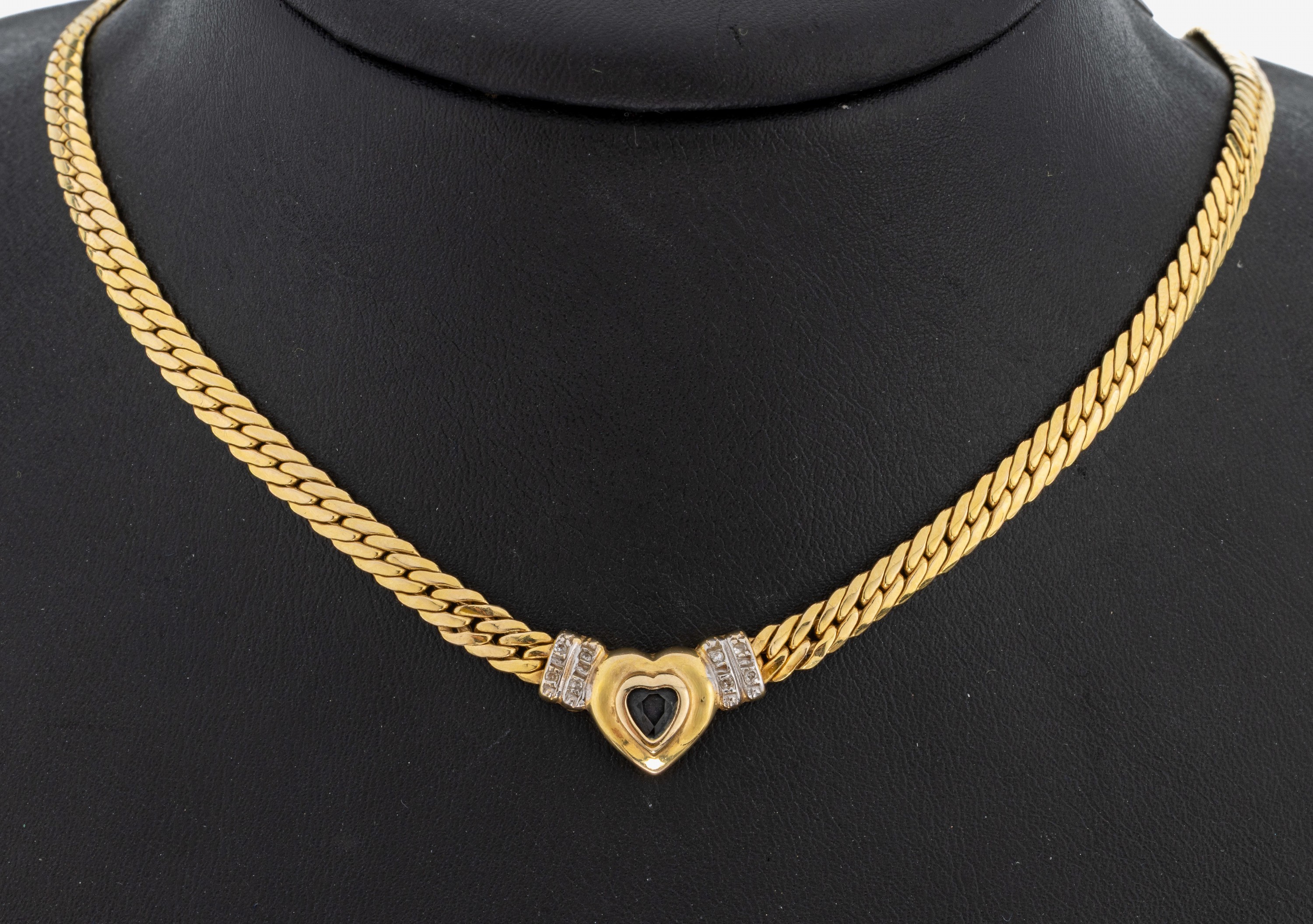 Image 27085900 - 14 kt Gold Saphir-Diamant-Collier, GG 585/000, herzf. Mittelteil, mittig facett. ...