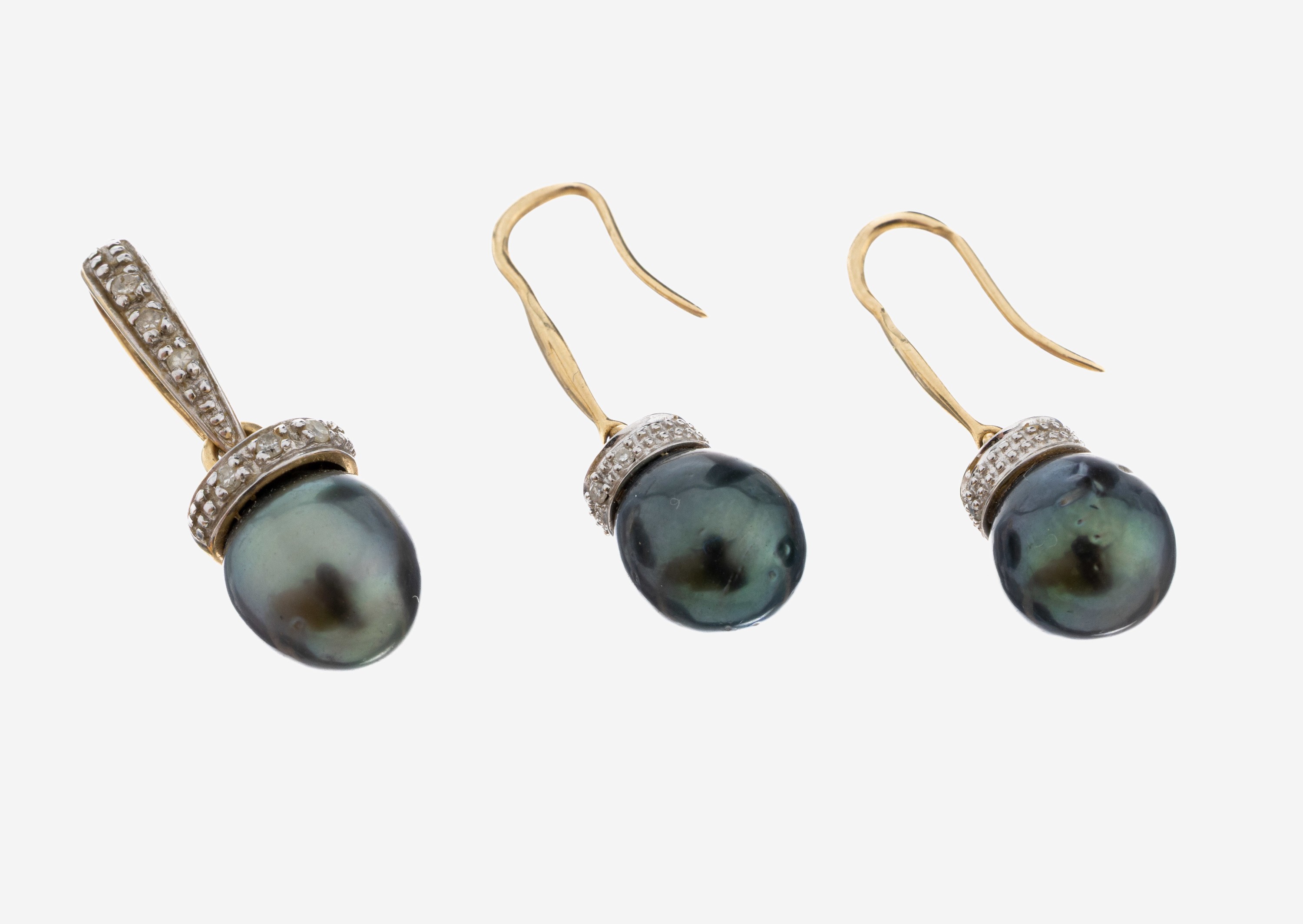 Image 27085934 - Paar 14 kt Gold Perl-Diamant-Schmuckset, GG585/000, part. rhod., best. aus: 1 Anhänger ...