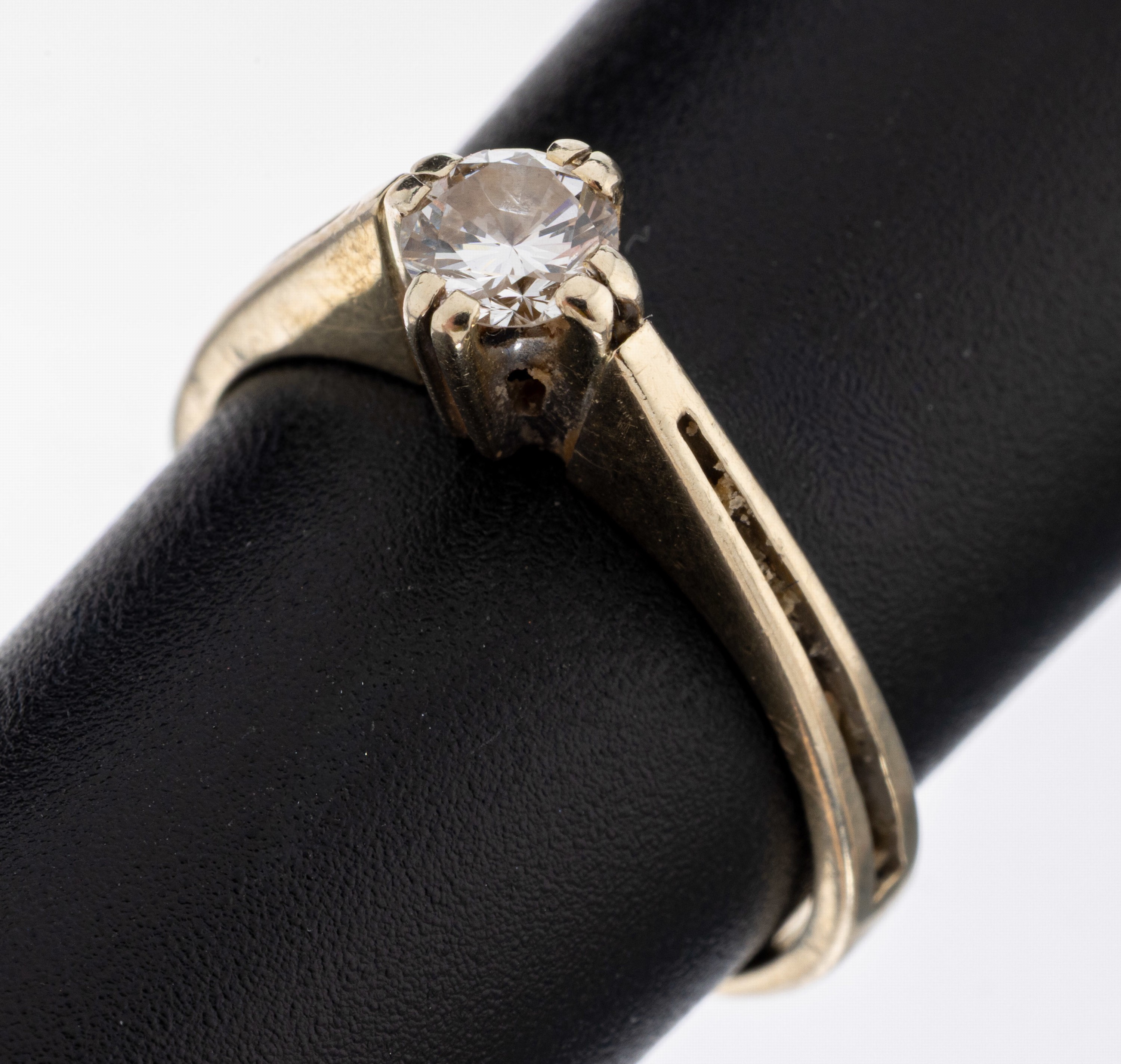 Image 27085951 - 18 kt Gold Brillant-Ring, GG 750/000, Brillant ca. 0.33 ct Weiß/vs, RW 55, ca. 3.6 g, ...