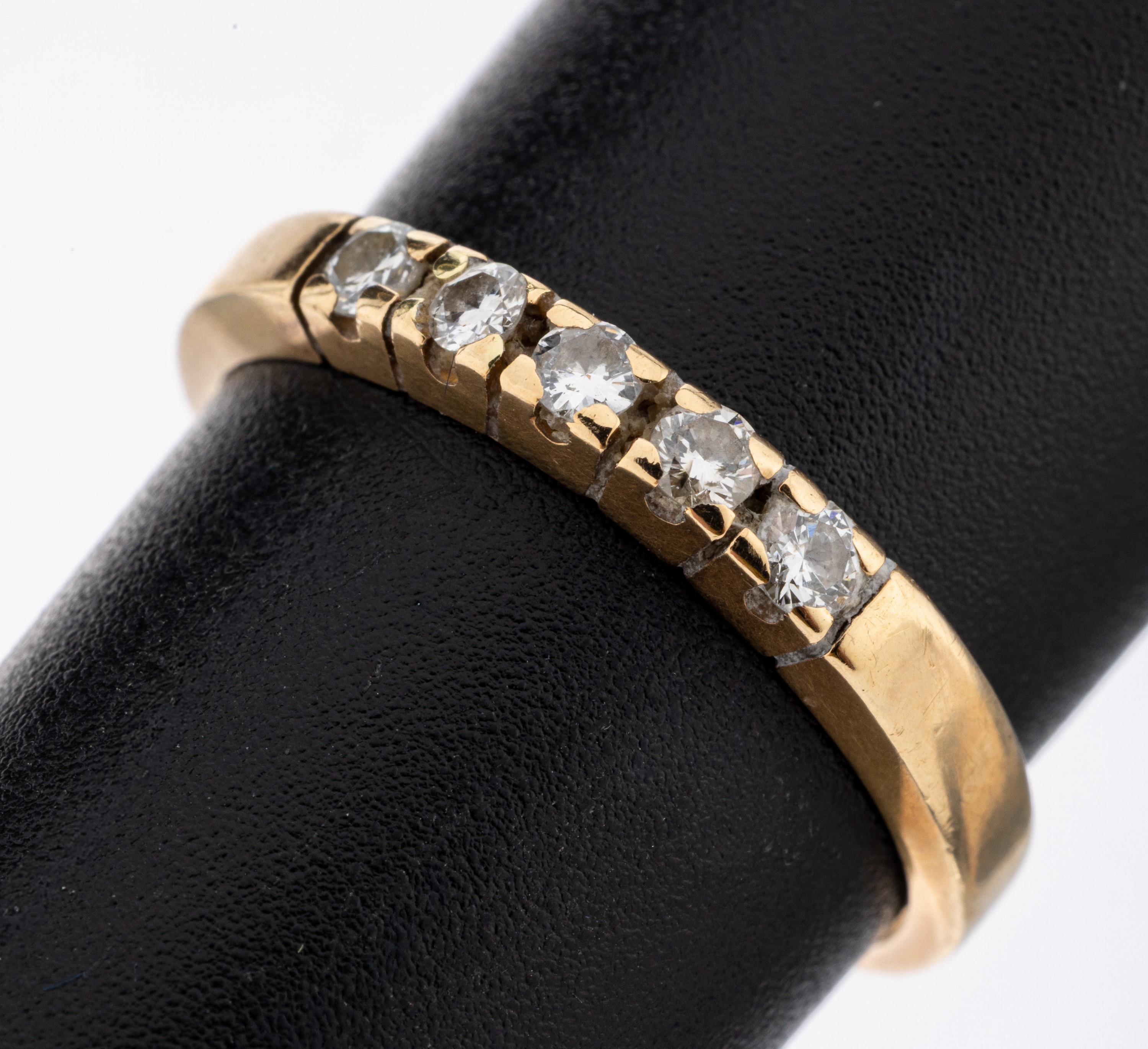 Image 27085956 - 14 kt Gold Brillant-Ring, GG 585/000, 5 Brillanten zus. ca. 0.15 ct Weiß/p1, RW 56, ...