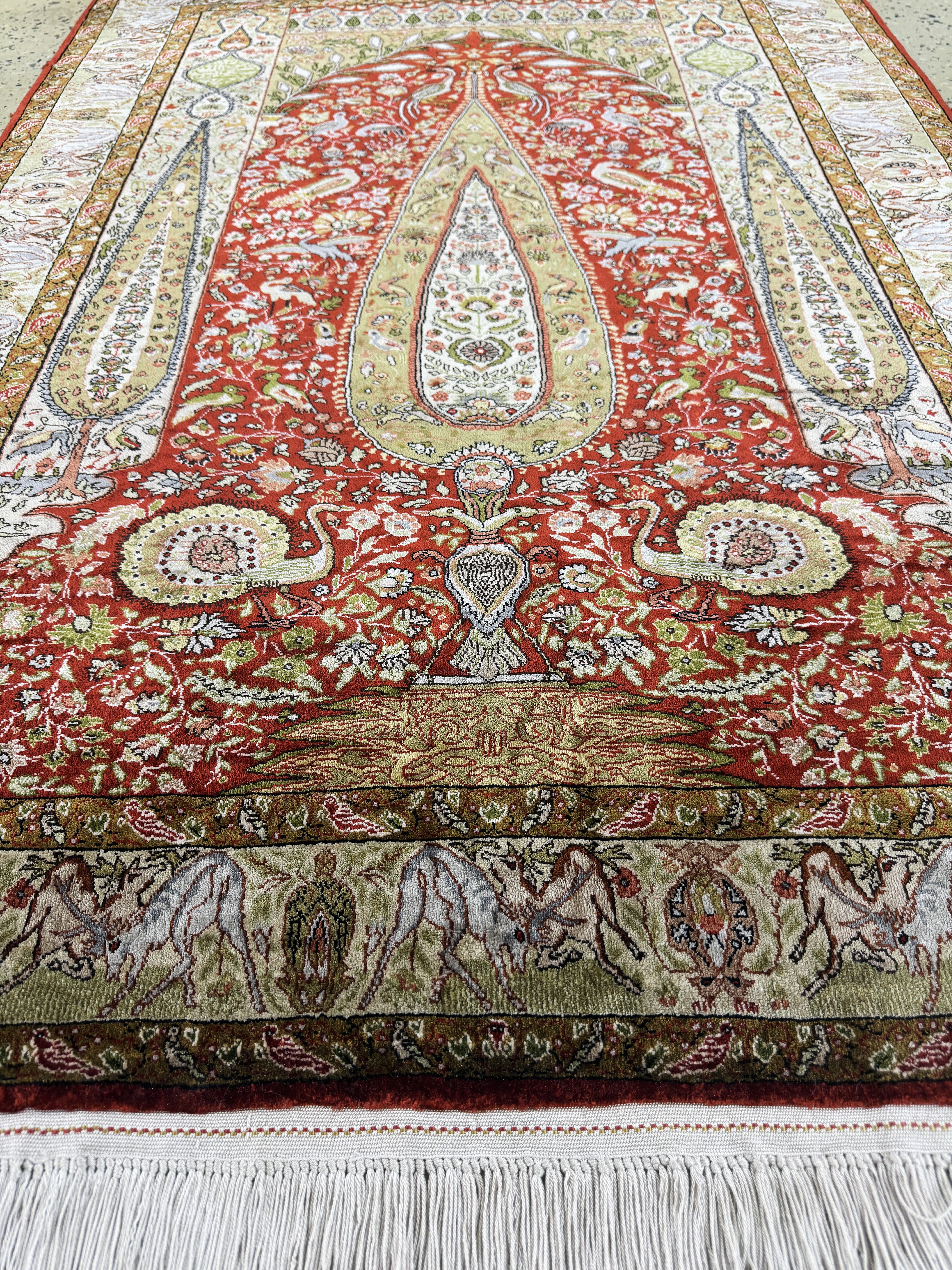 Detail e: Seiden Kayseri alt fein, Türkei, Mitte 20.Jhd, reine Naturseide, ca. 150 x 102 cm, gereinigt, EHZ: 1-2