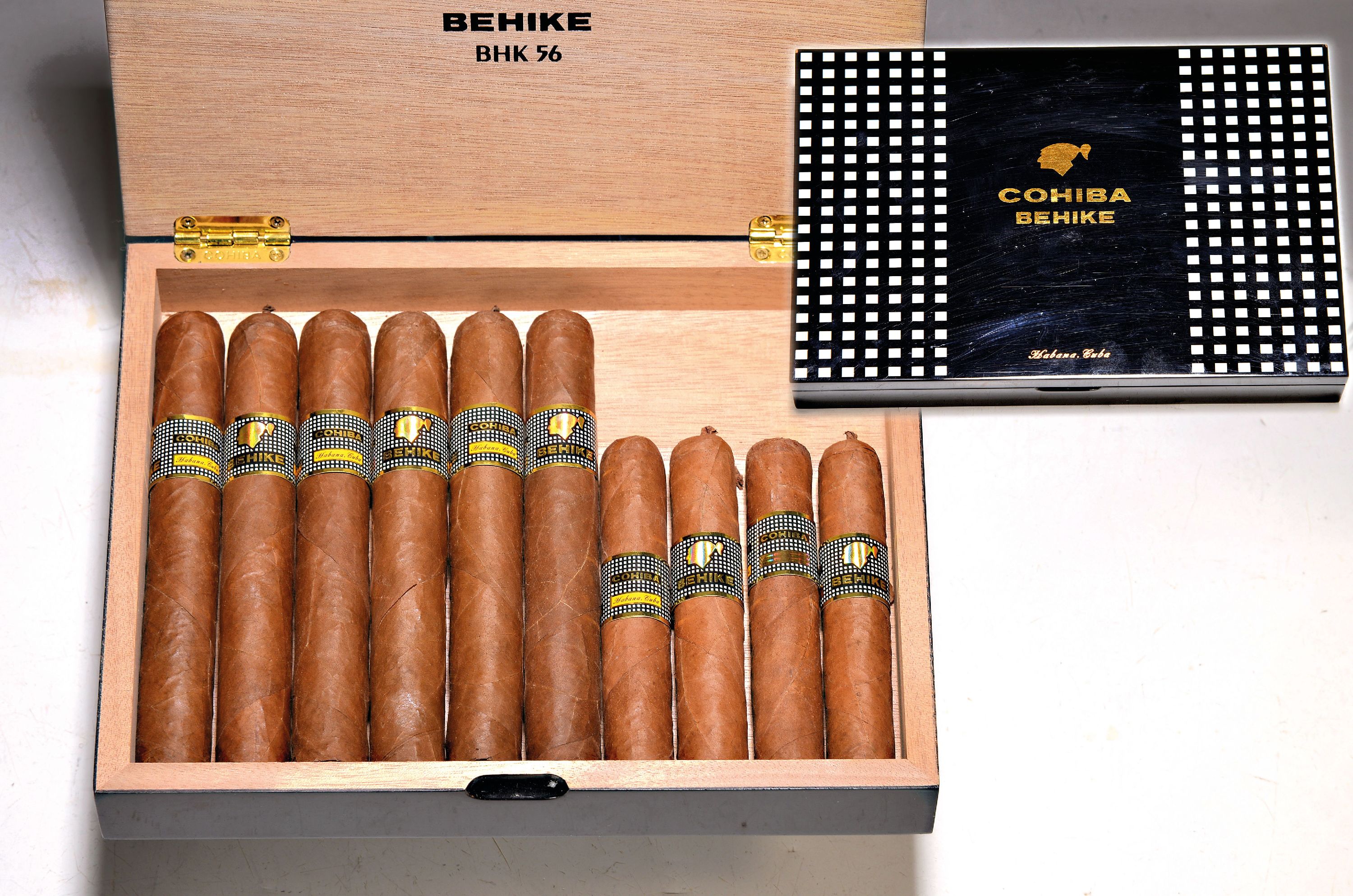 Detail a: Konvolut 11 Behikes, Cohiba, Havana, Kuba, um 2001-2009, 6x Ringmaß 56, Laguito No.6, 5x Ringmaß 52, Laguito No. 4, in orig. Holzkiste für 56er ...