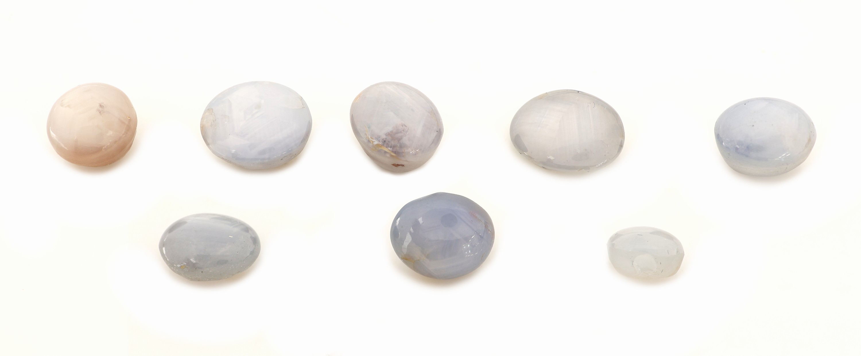 Image 27086263 - Konvolut 8 lose Sternsaphir-Cabochons zus. ca.53.00 ct , 1 x ca. 4.76 ct; 1 x ca. 8.87 ...