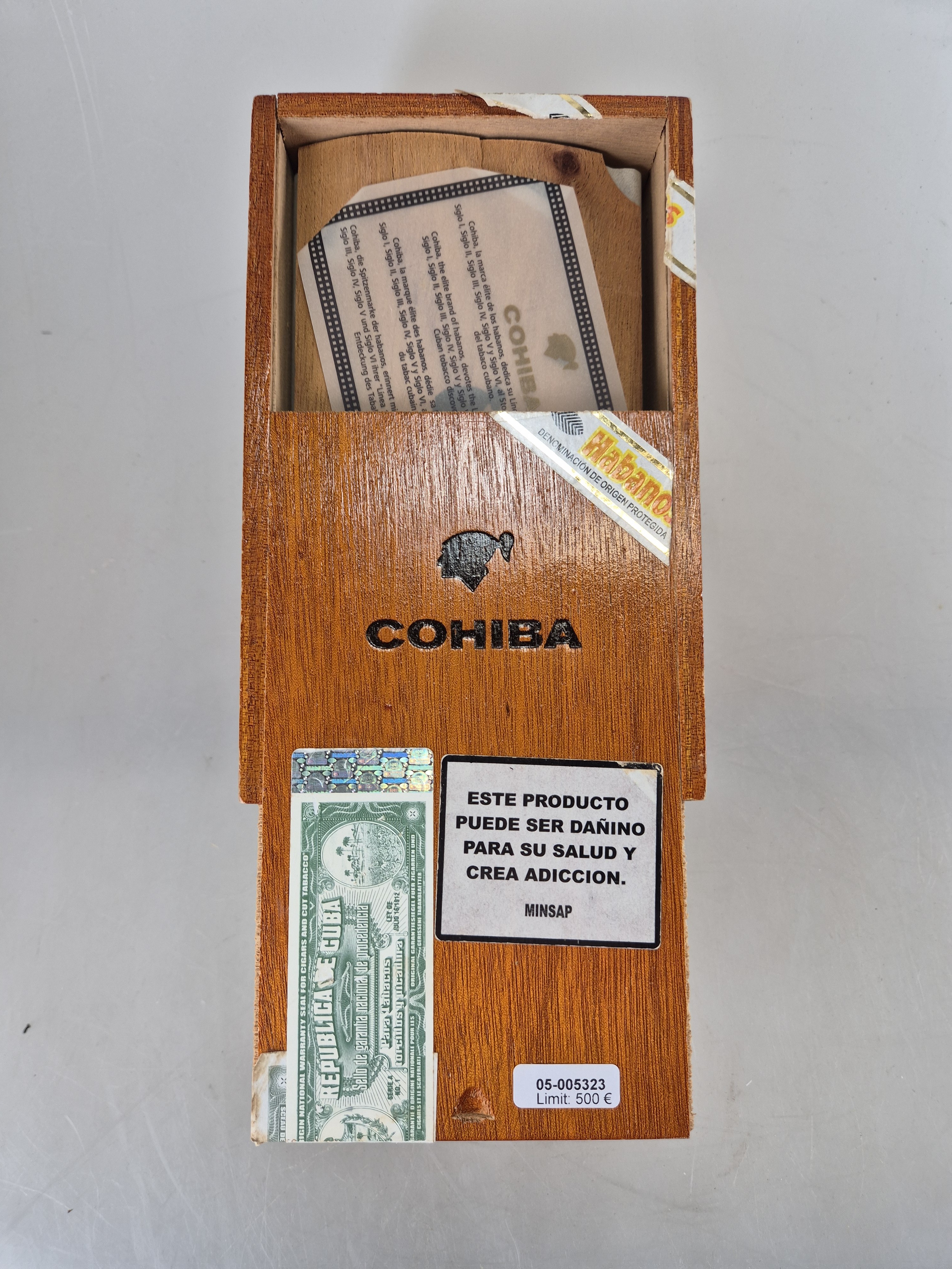 Detail a: 25er Kiste Siglo V, Cohiba, Havana, Kuba, 2009, Dalias, Ringmaß 43, in geöffneter orig. Holzkiste; Provenienz: aus Schweizer Privatsammlung, ...