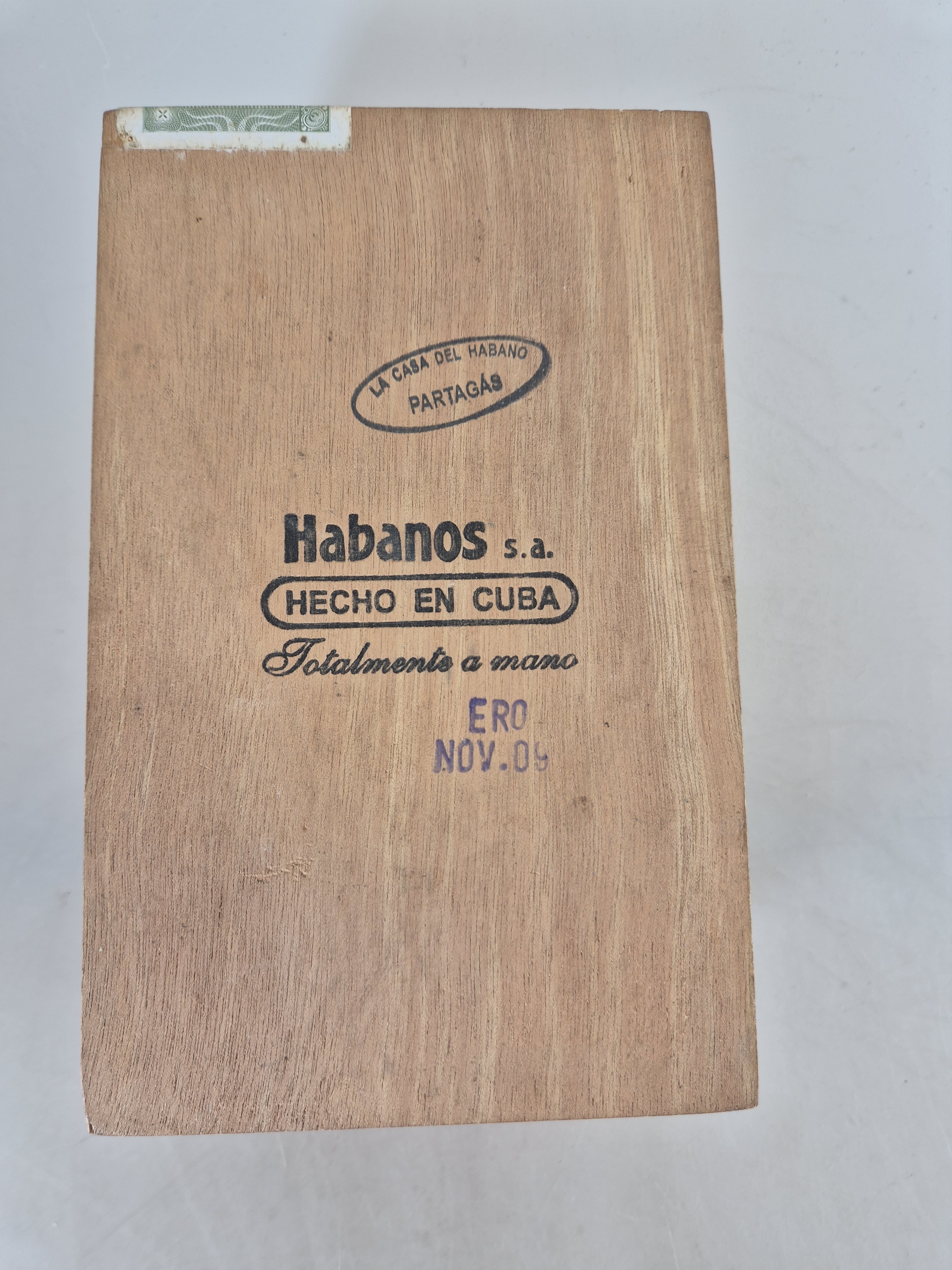 Detail c: 25er Kiste Siglo V, Cohiba, Havana, Kuba, 2009, Dalias, Ringmaß 43, in geöffneter orig. Holzkiste; Provenienz: aus Schweizer Privatsammlung, ...