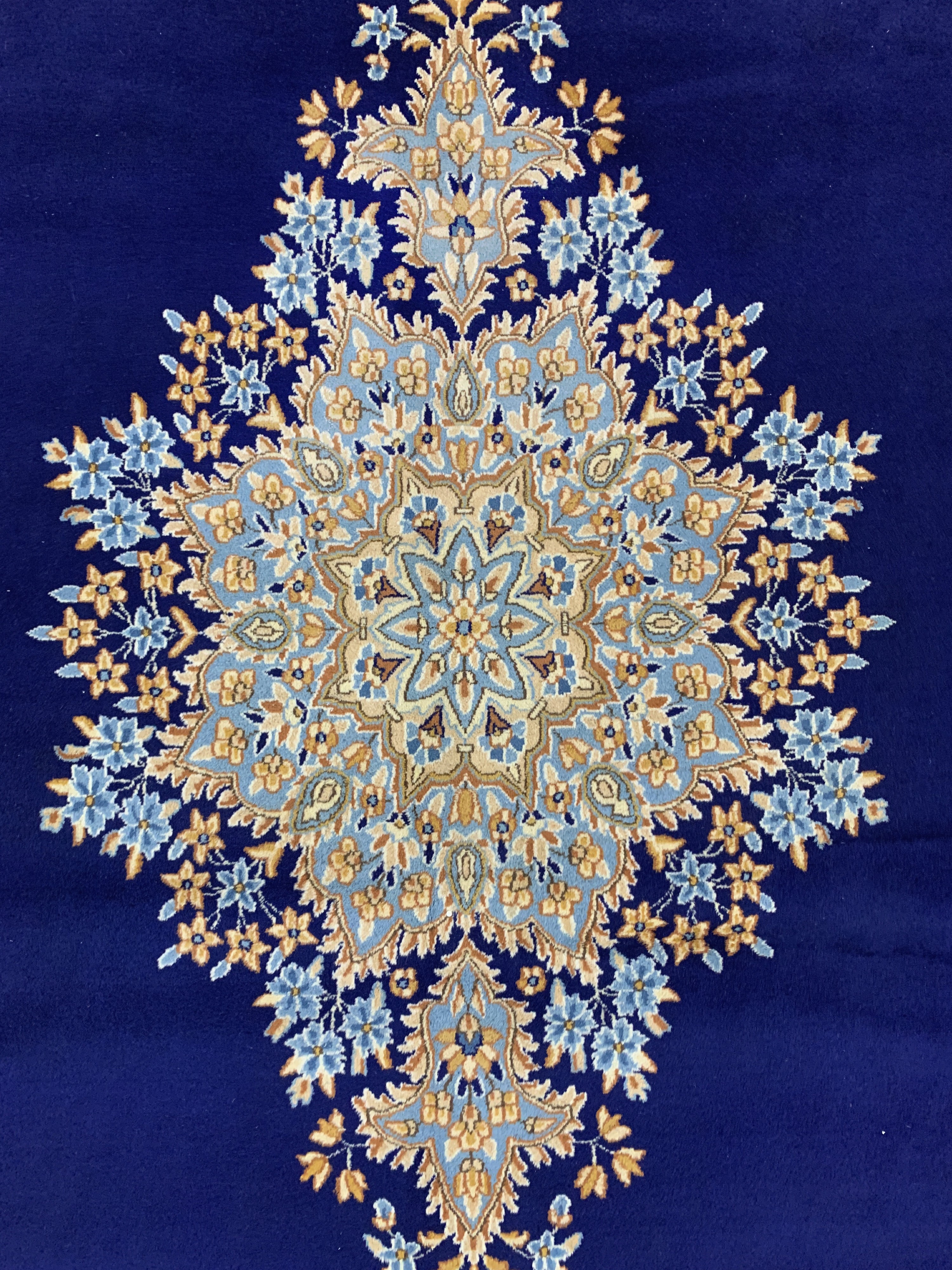 Detail d: Kerman alt, Persien, Mitte 20.Jhd, Wolle auf Baumwolle, ca. 400 x 300 cm, EHZ: 2