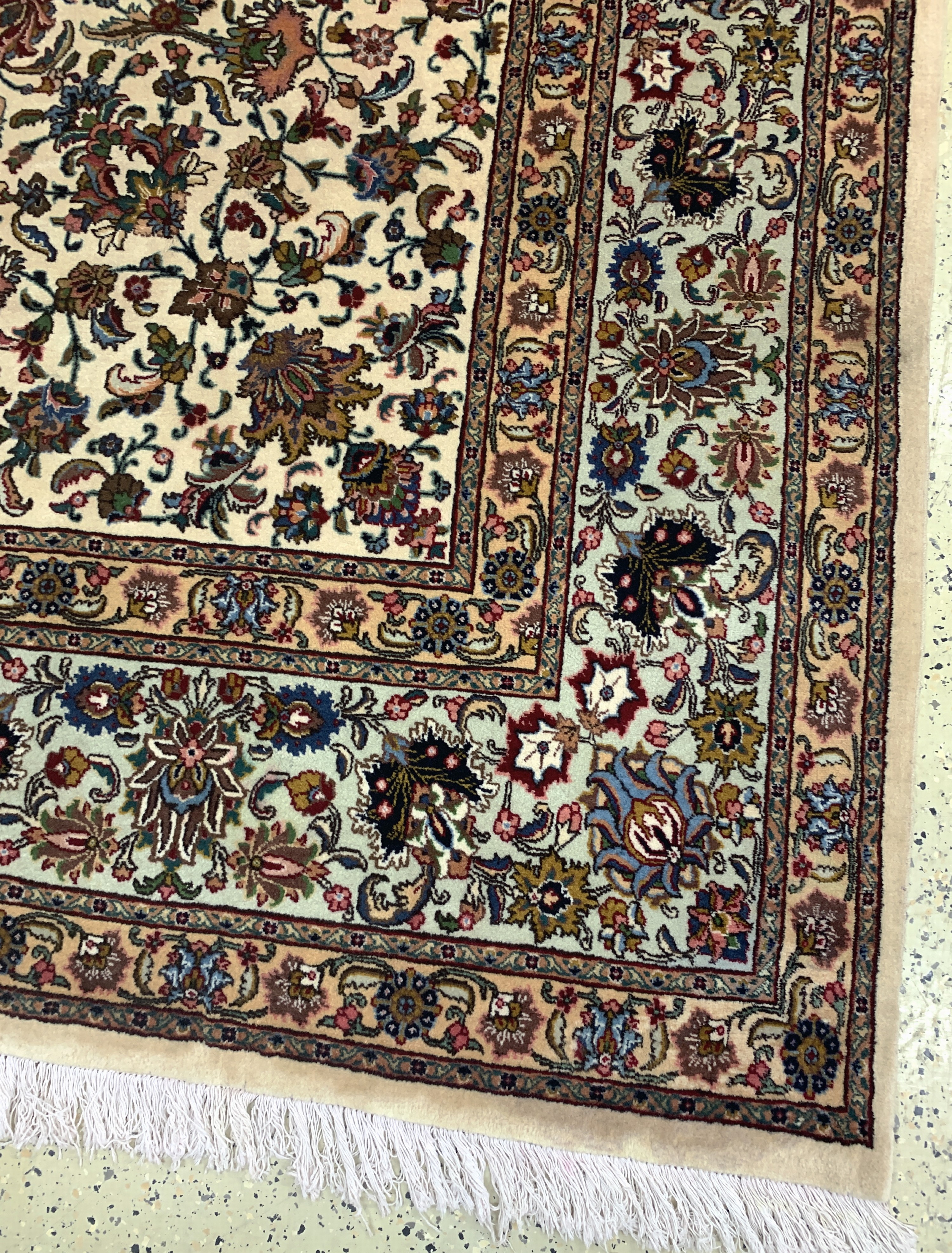 Detail a: Täbriz alt, Persien, Mitte 20.Jhd, Wolle auf Baumwolle, ca. 412 x 330 cm, EHZ: 2