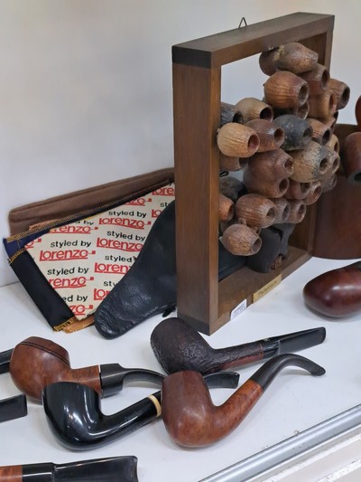 27086248e - Sammlung aus 27 Tabakpfeifen, 20. Jh., Bruyèr, alle gebraucht, darunter: Stanwell, ...