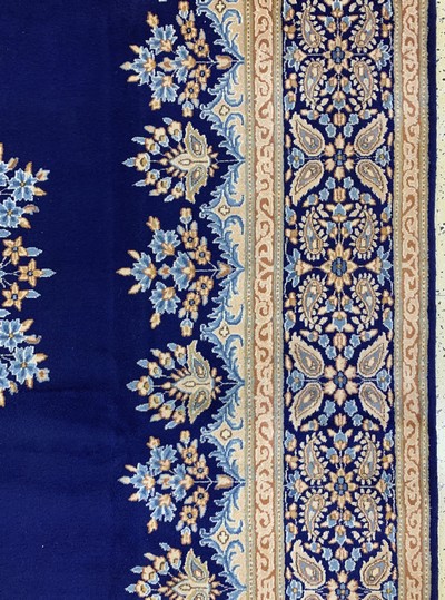 27086268e - Kerman alt, Persien, Mitte 20.Jhd, Wolle auf Baumwolle, ca. 400 x 300 cm, EHZ: 2 ...