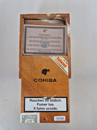 27086273a - 25er Kiste mit 22 Siglo IV, Cohiba, Havana, Kuba, 2008, Coronas Gordas, Ringmaß 46, in ...
