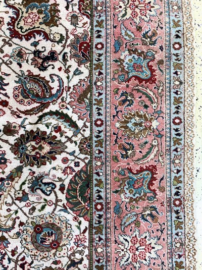 27086282e - Täbriz, Persien, Mitte 20.Jhd, Wolle auf Baumwolle, ca. 396 x 312 cm, verblasst, EHZ: ...