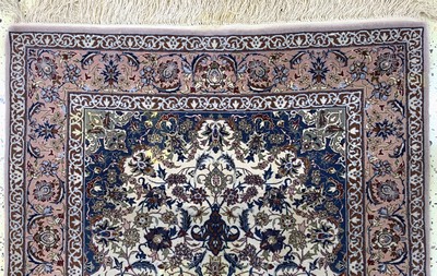 27086291c - 2 Lots Esfahan fein, China, Ende 20.Jhd, Korkwolle, ca. 170 x 107 cm & 310 x 78 cm, ...