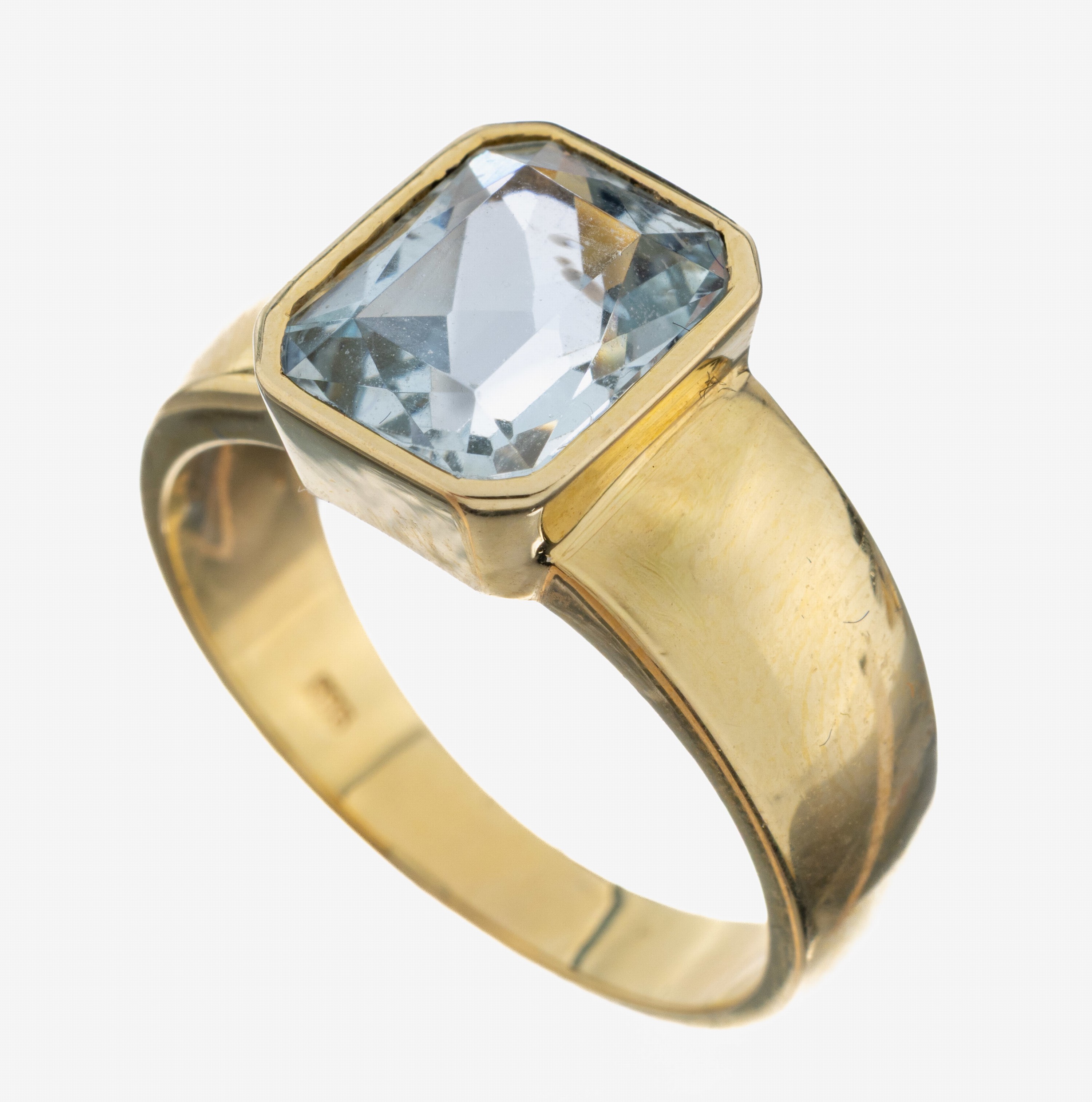 Image 27086304 - 14 kt Gold Aquamarin-Ring, GG 585/000, schlichtes Design, Aquamarin ca. 2.30 ct, RW 61, ...