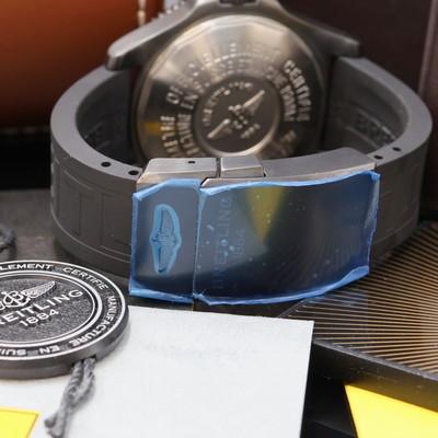 27086315c - BREITLING Superocean 42 Blacksteel auf 250 Stück limitierter Herrenchronometer Referenz ...