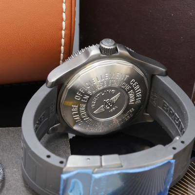 27086315d - BREITLING Superocean 42 Blacksteel auf 250 Stück limitierter Herrenchronometer Referenz ...