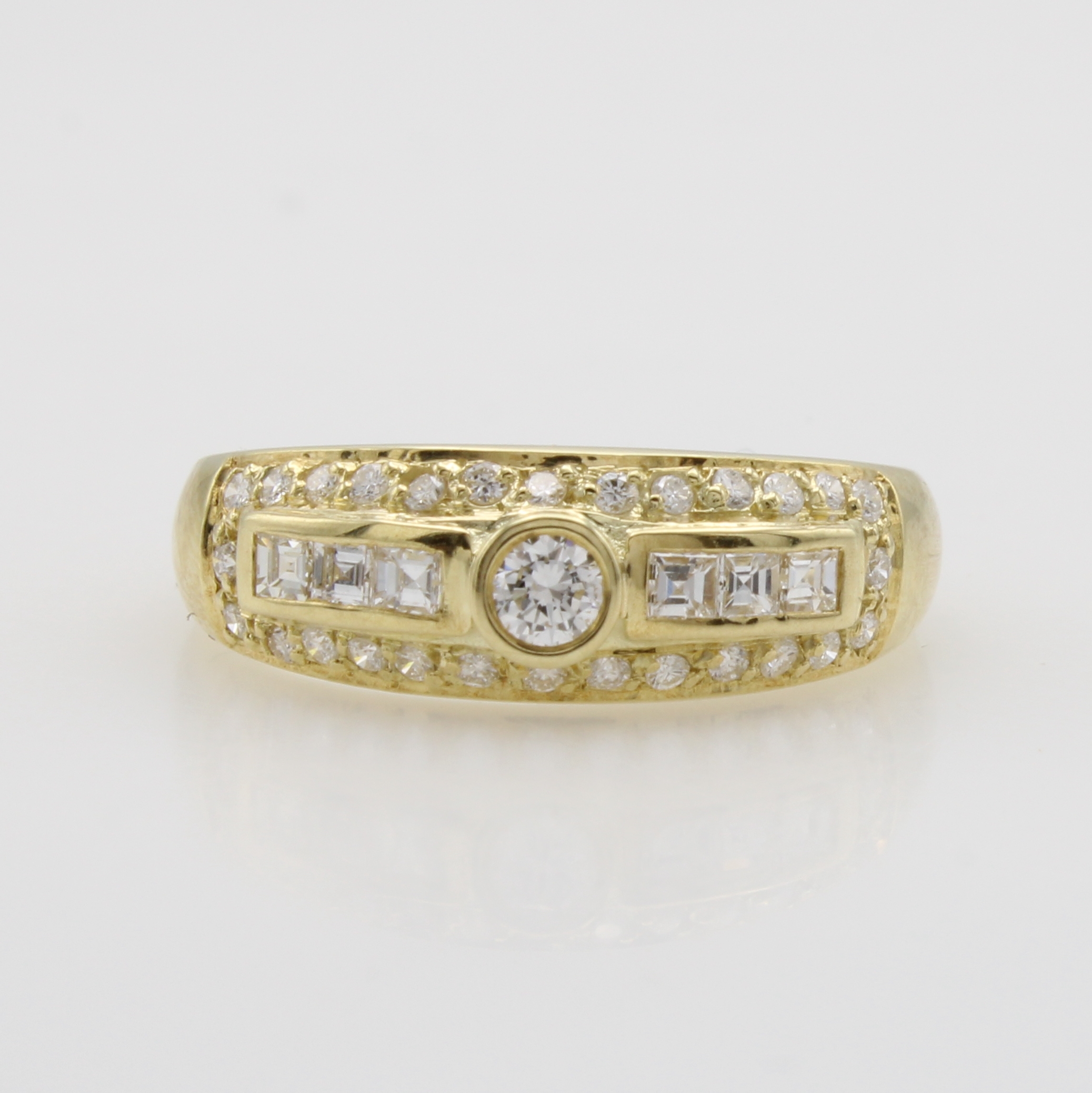 Image 27086841 - Ring mit Brillanten und Diamanten, GG 585/ 000, 6 Diamantcarrées u. Brill. zus. ca. ...