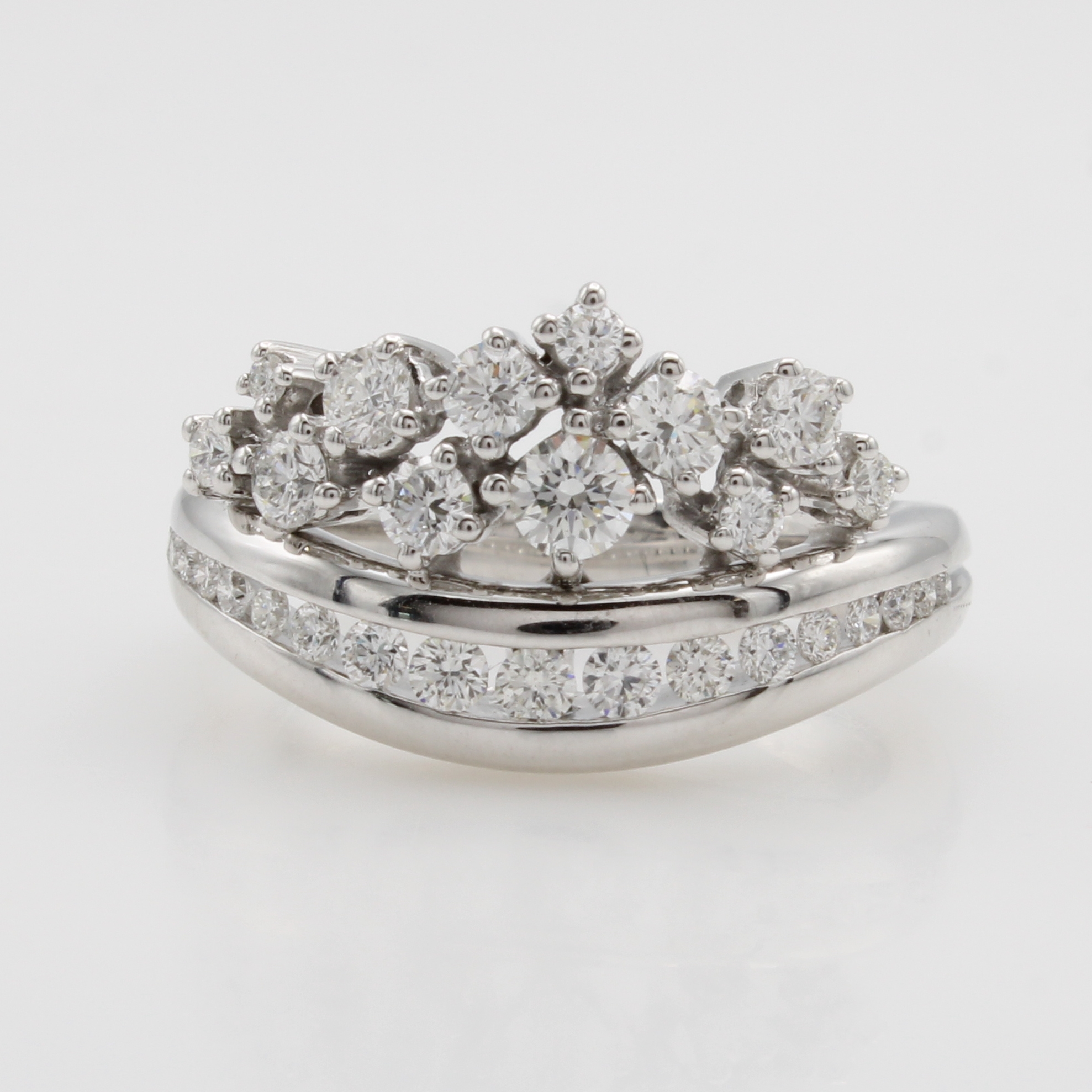 Image 27086848 - Ring mit Brillanten, WG 585/000, Brill. zus.ca. 1 ct Weiß/si, z.T. in Krappenfassung ...
