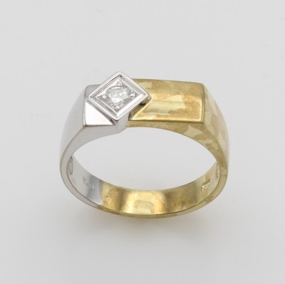 27086836a - Herrenring mit Brillant, GG/WG 585/000, Brill. carréef. Fassung ca. 0.15 ct Weiß/si, ...