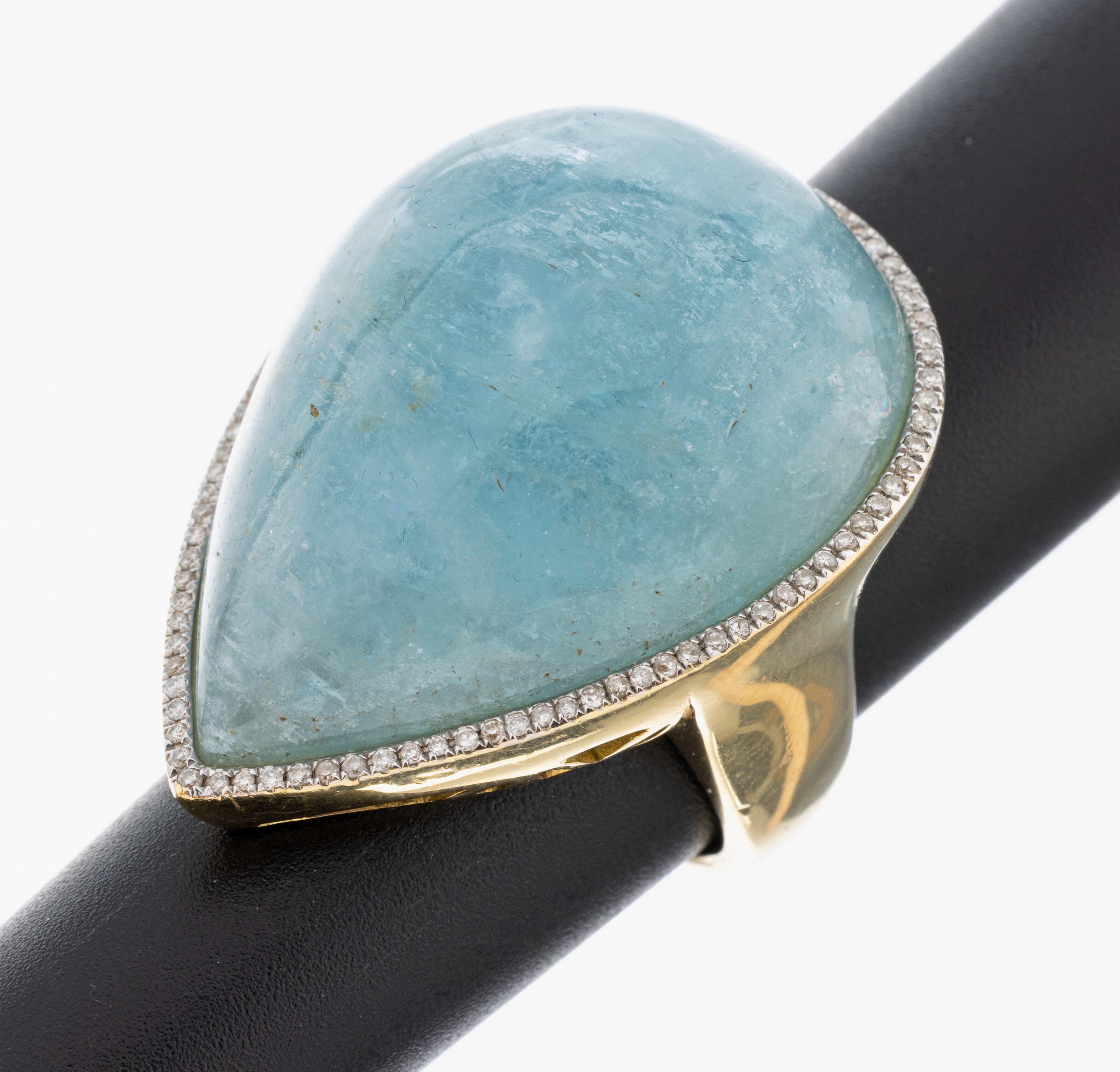Image 27087191 - 18 kt Gold Aquamarin-Brillant-Ring, GG 750/000, tropfenf. Aquamarin-Cabochon ca. 72.35 ...