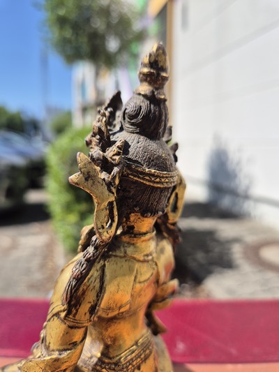 27087184q - Amitayus mit Amrita-Gefäß, Tibet, 1.Hälfte 19.Jh., Bronze feuervergoldet, Besatz mit ...