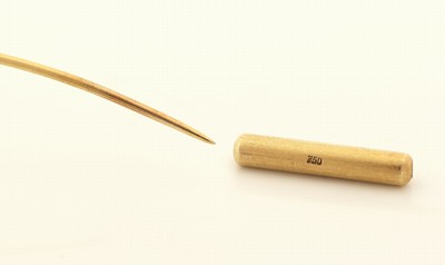 27087189c - Ausgefallene 18 kt Gold Brillant-Anstecknadel, GG 750/000, Oberfläche sat., ...