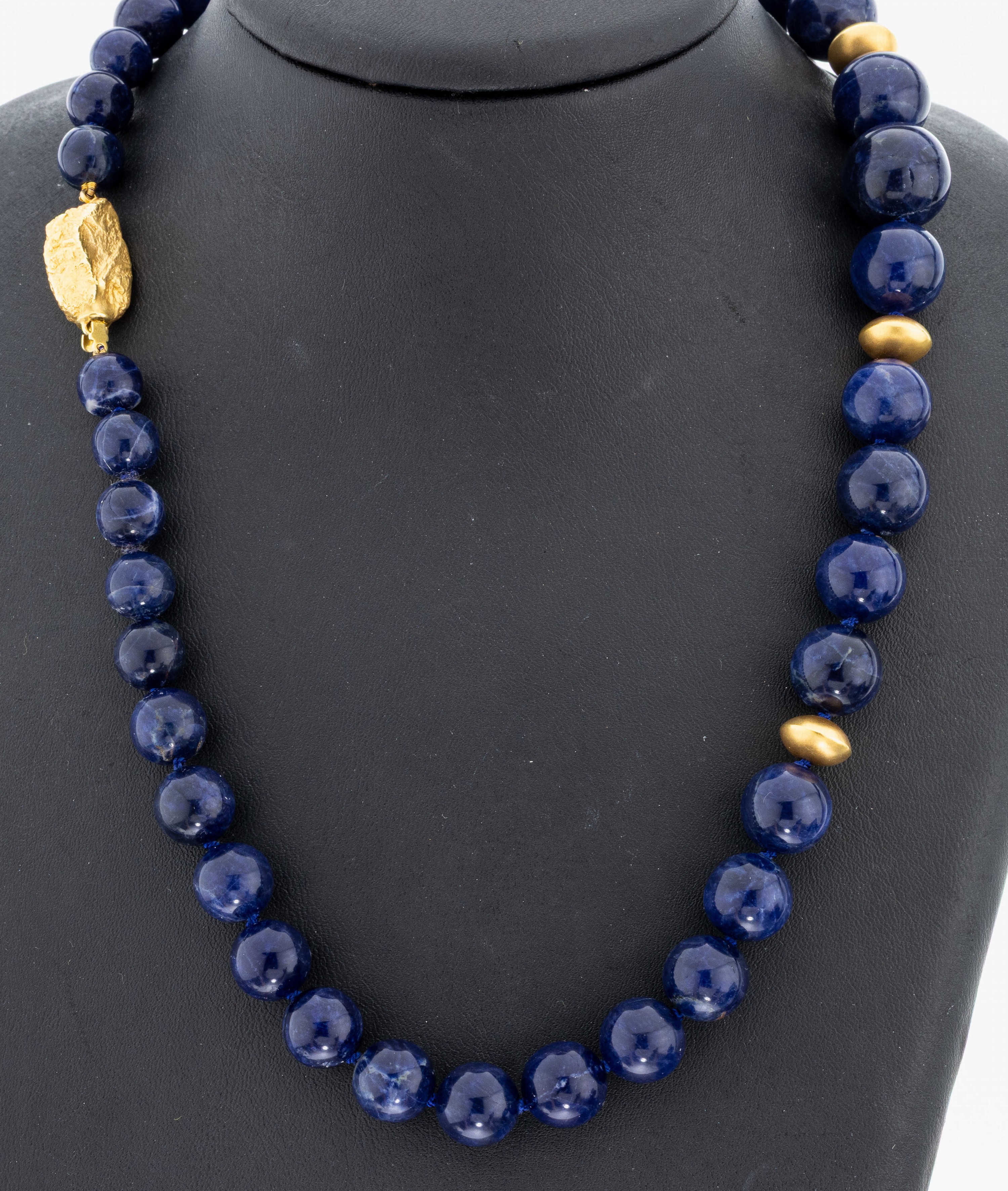 Image 27087302 - Sodalith-Collier mit 14 kt Gold Schließe und Zwischengliedern, GG 585/000, Sodalith- ...