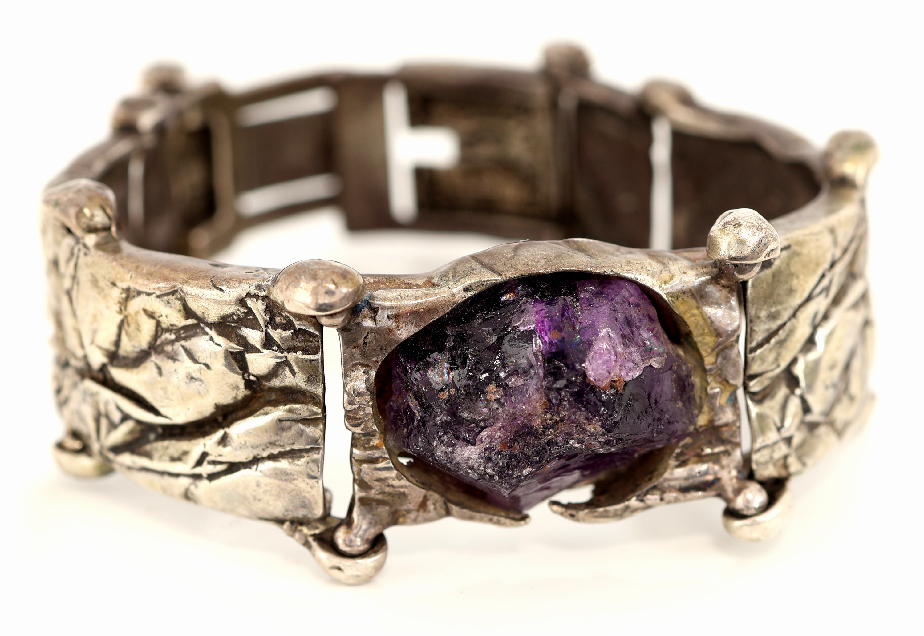 Detail b: Amethyst-Schmuckset, 835er Silber, abstraktes Design, best. aus: 1 Ring, RW 58, und 1 Armband, L. ca. 18 cm, jew. mit 1 Amethyst-Rohstein, ca. 72.0 g